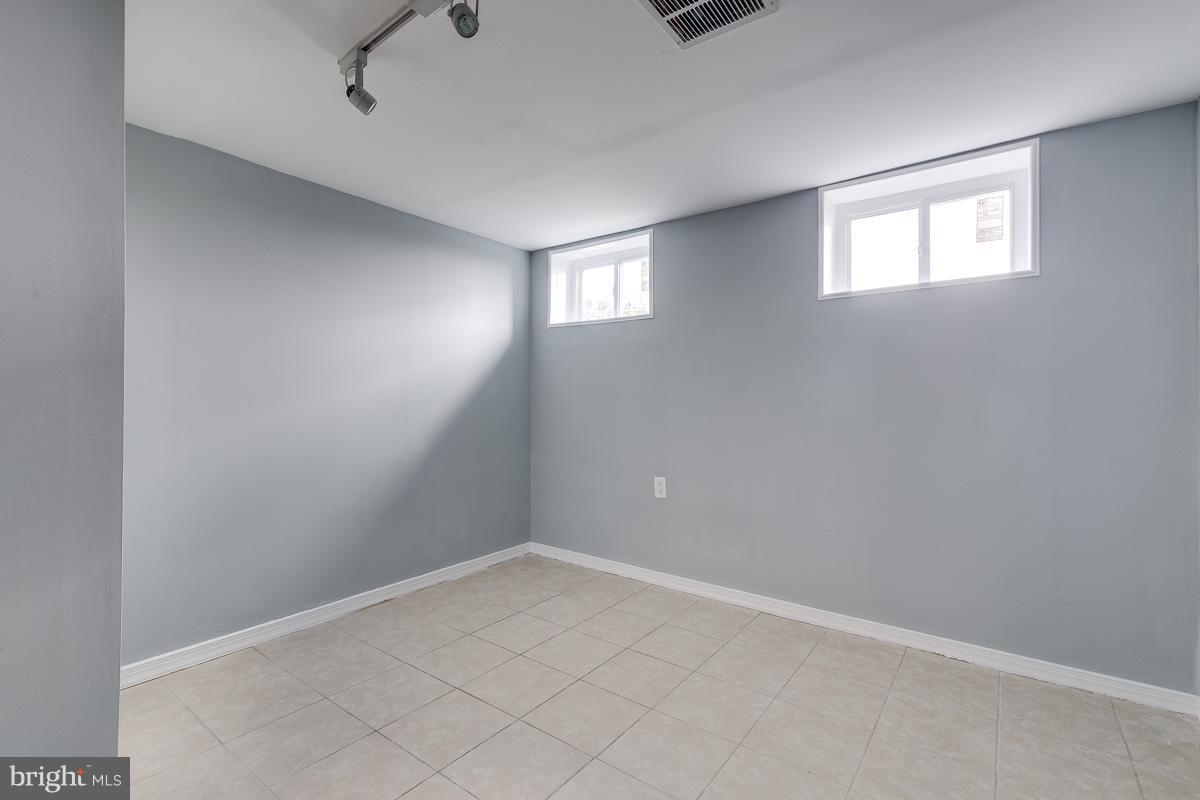 BEACON HEIGHTS - Residential