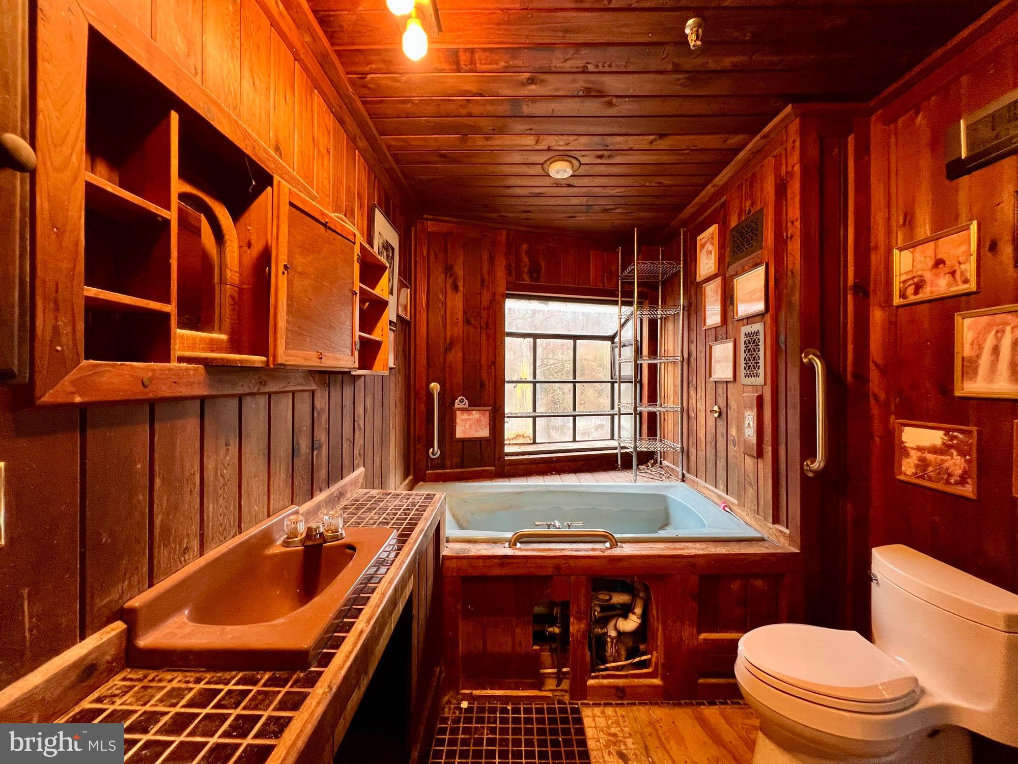 PARKVILLE - Residential