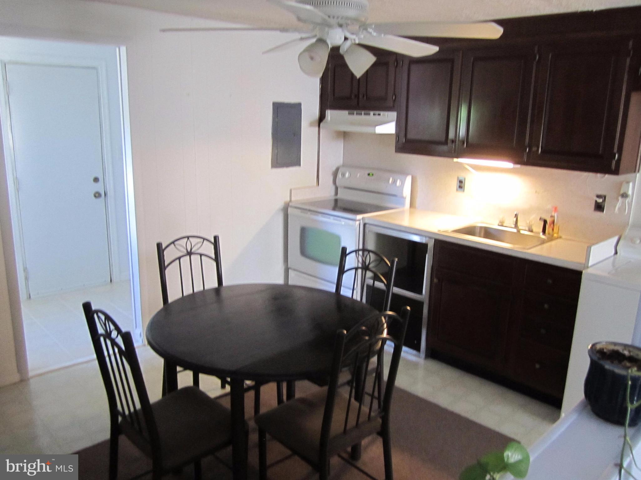 GLEN GARDENS - Residential