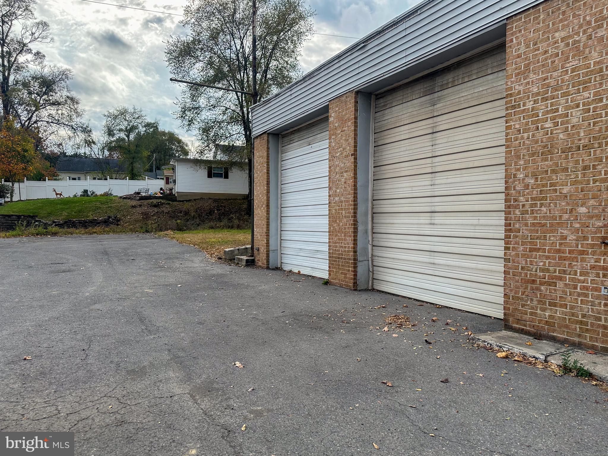 TOWN OF ROMNEY - Commercial Sale