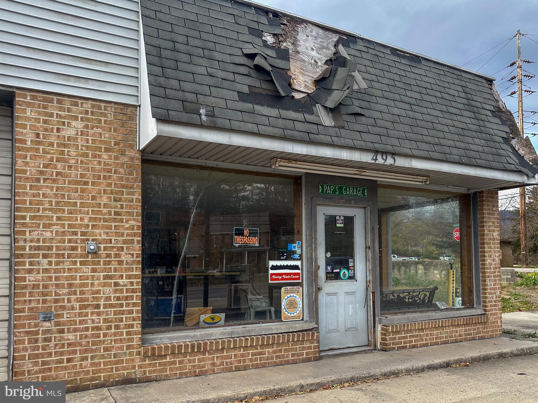 TOWN OF ROMNEY - Commercial Sale