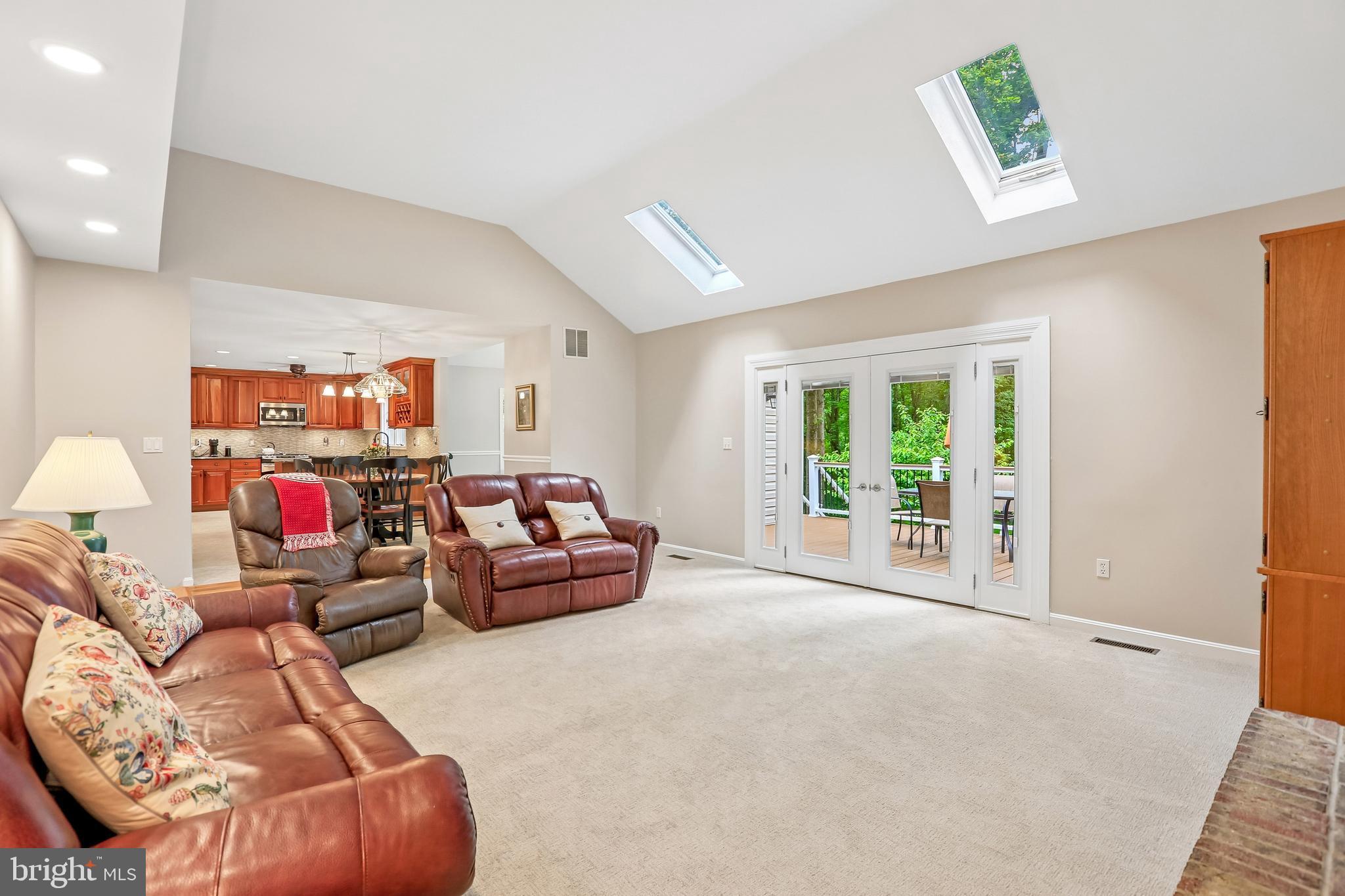 BELLE CHASE - Residential