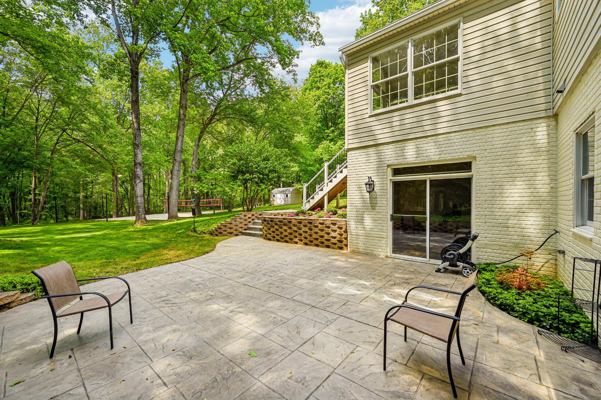 BELLE CHASE - Residential