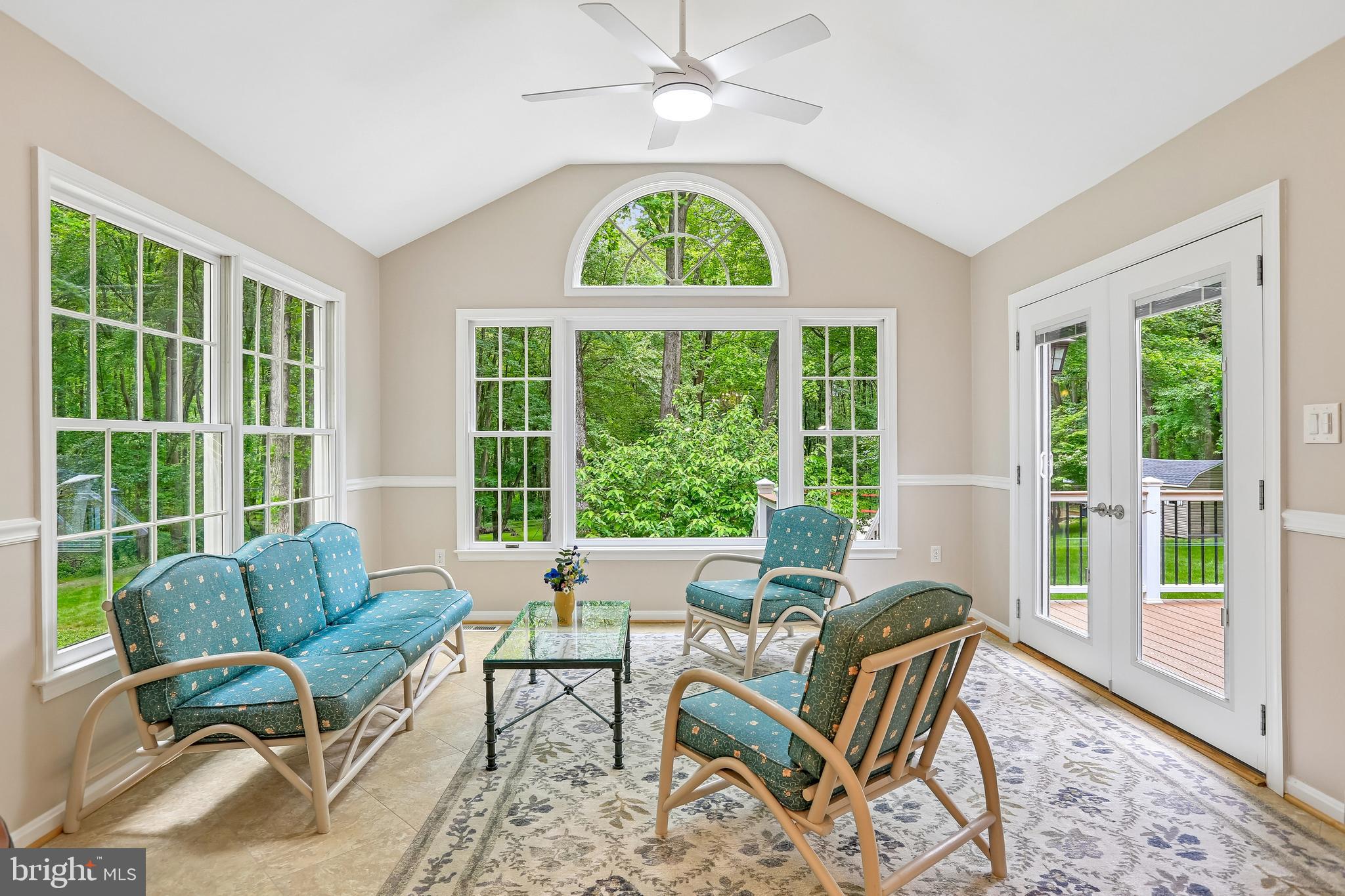BELLE CHASE - Residential