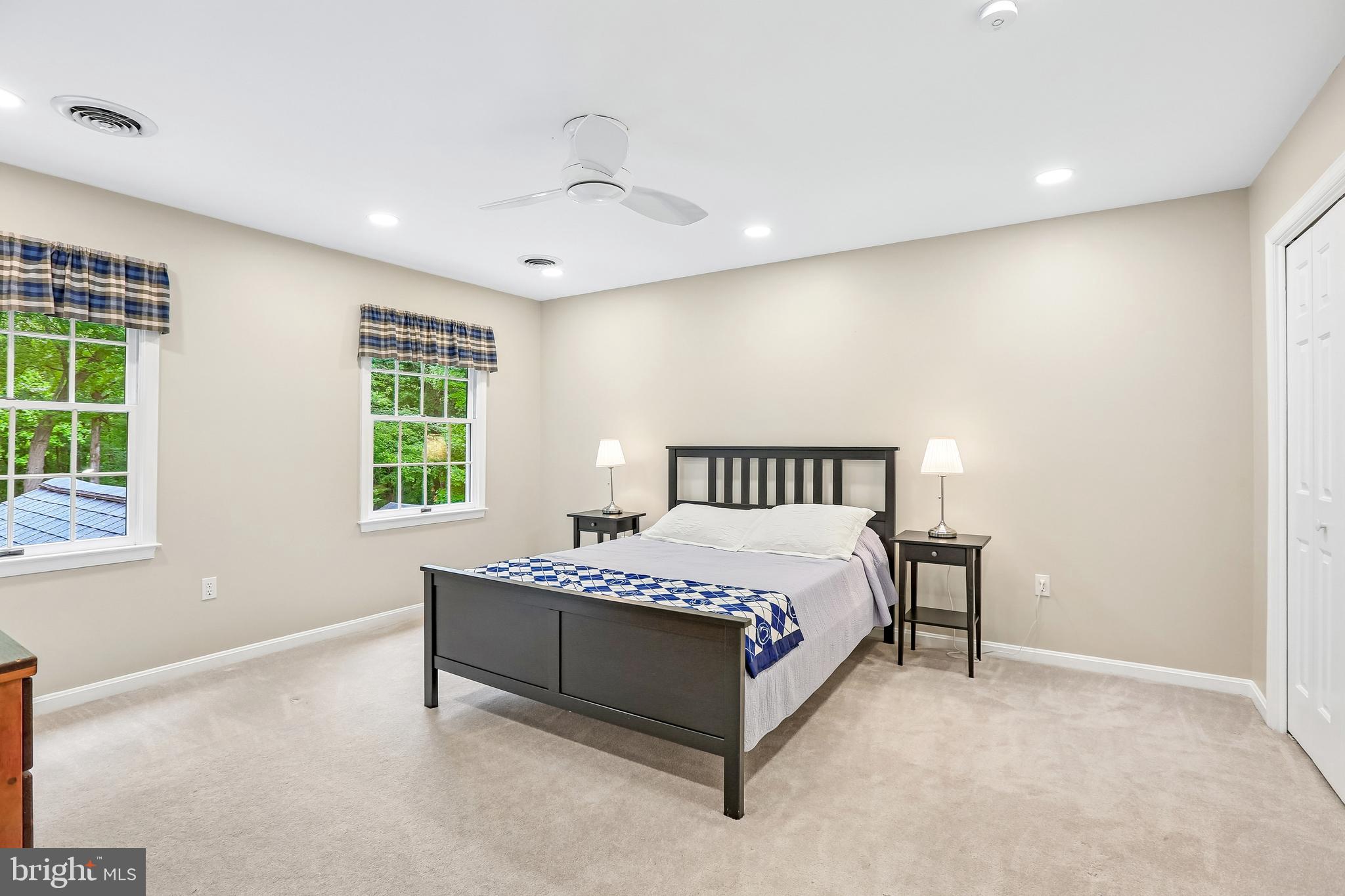 BELLE CHASE - Residential