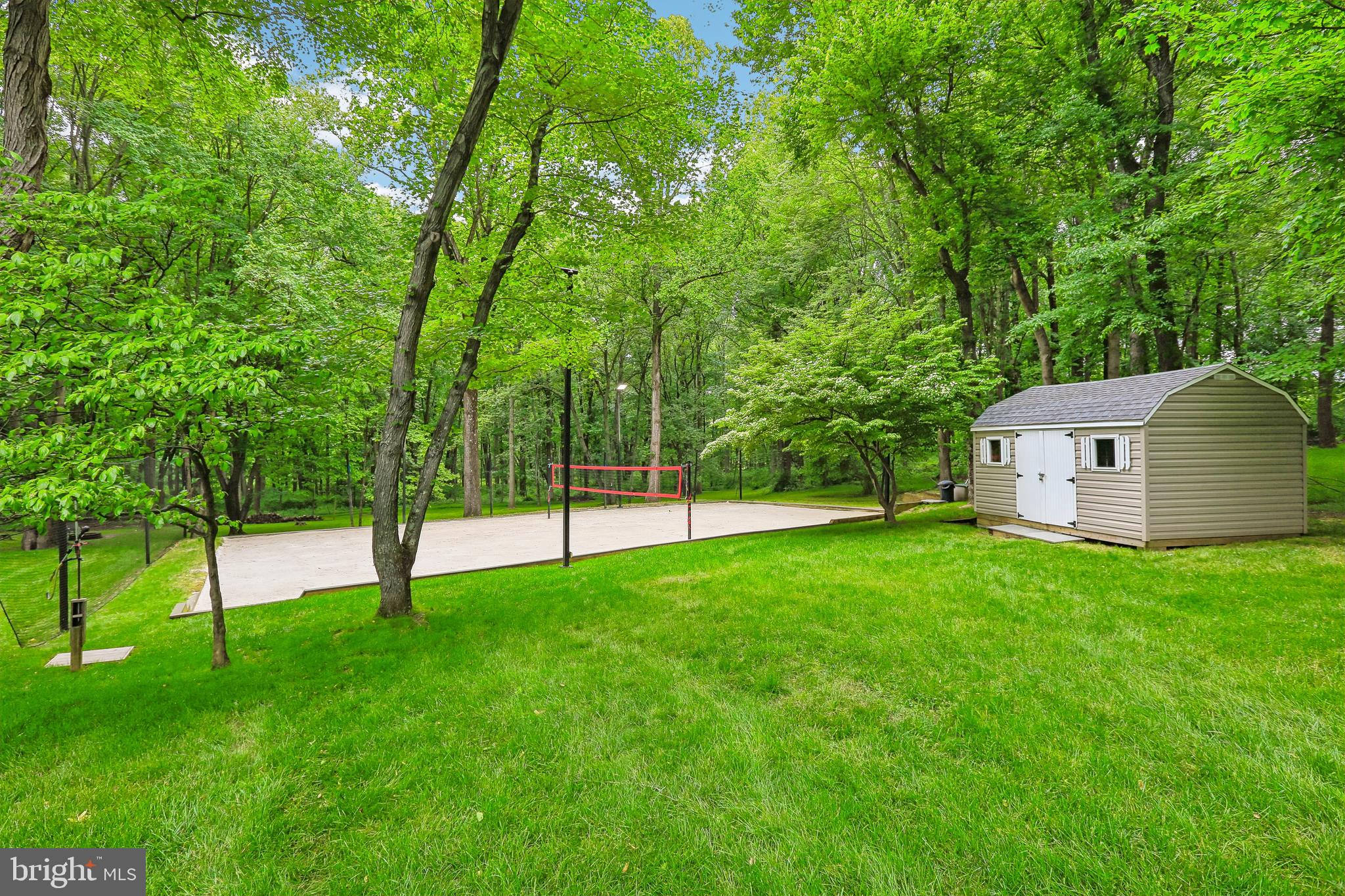 BELLE CHASE - Residential