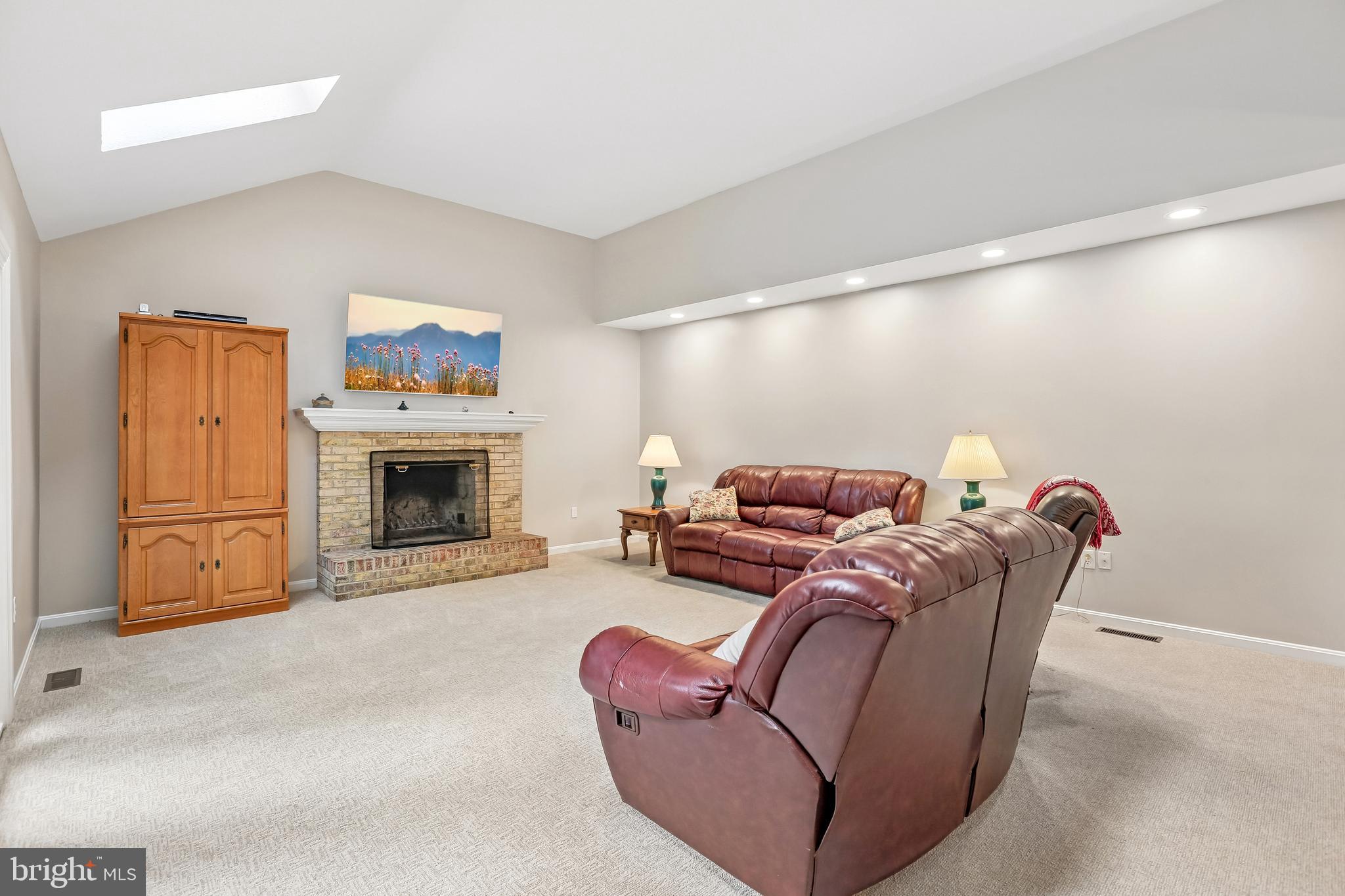 BELLE CHASE - Residential