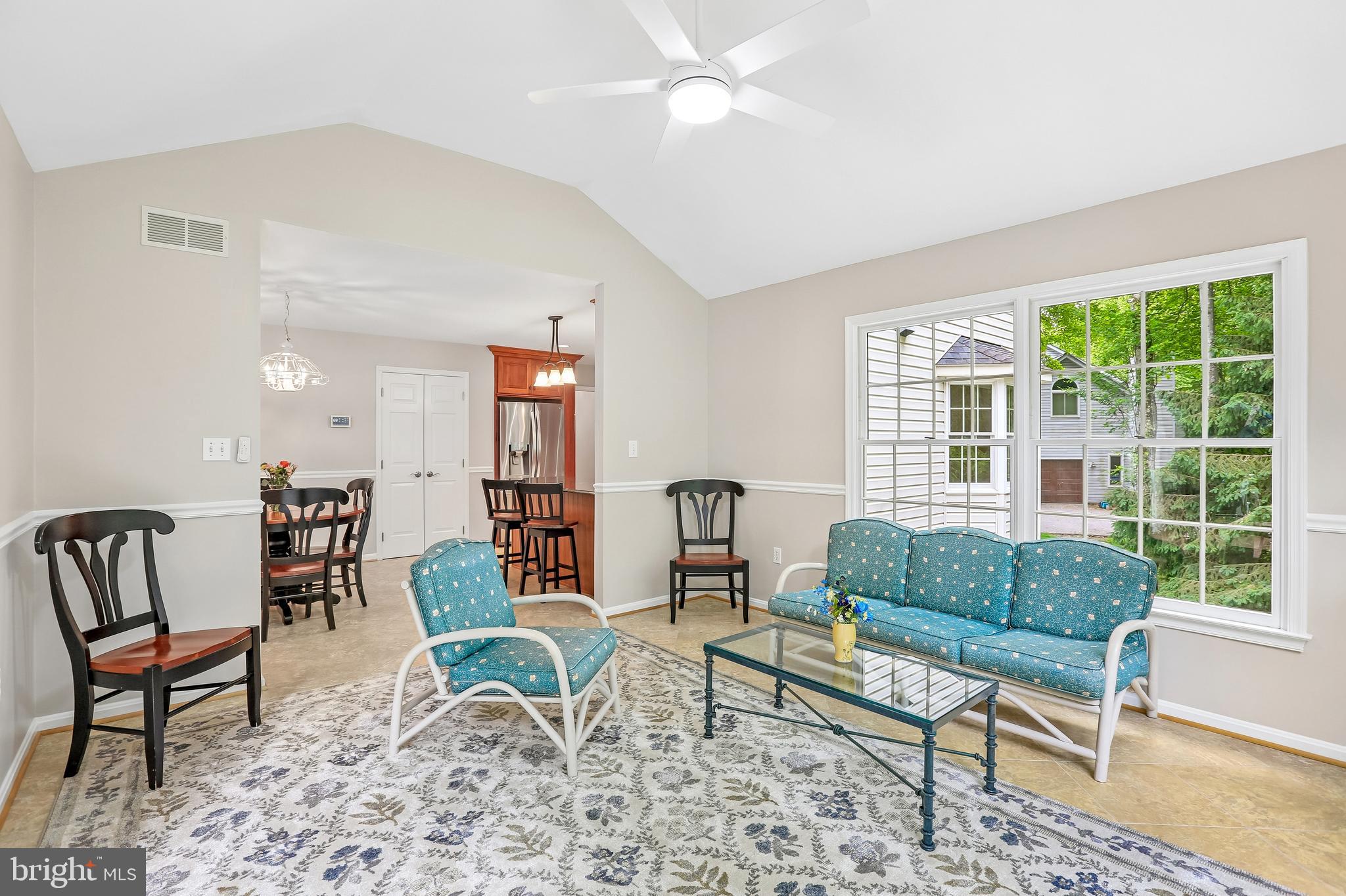 BELLE CHASE - Residential