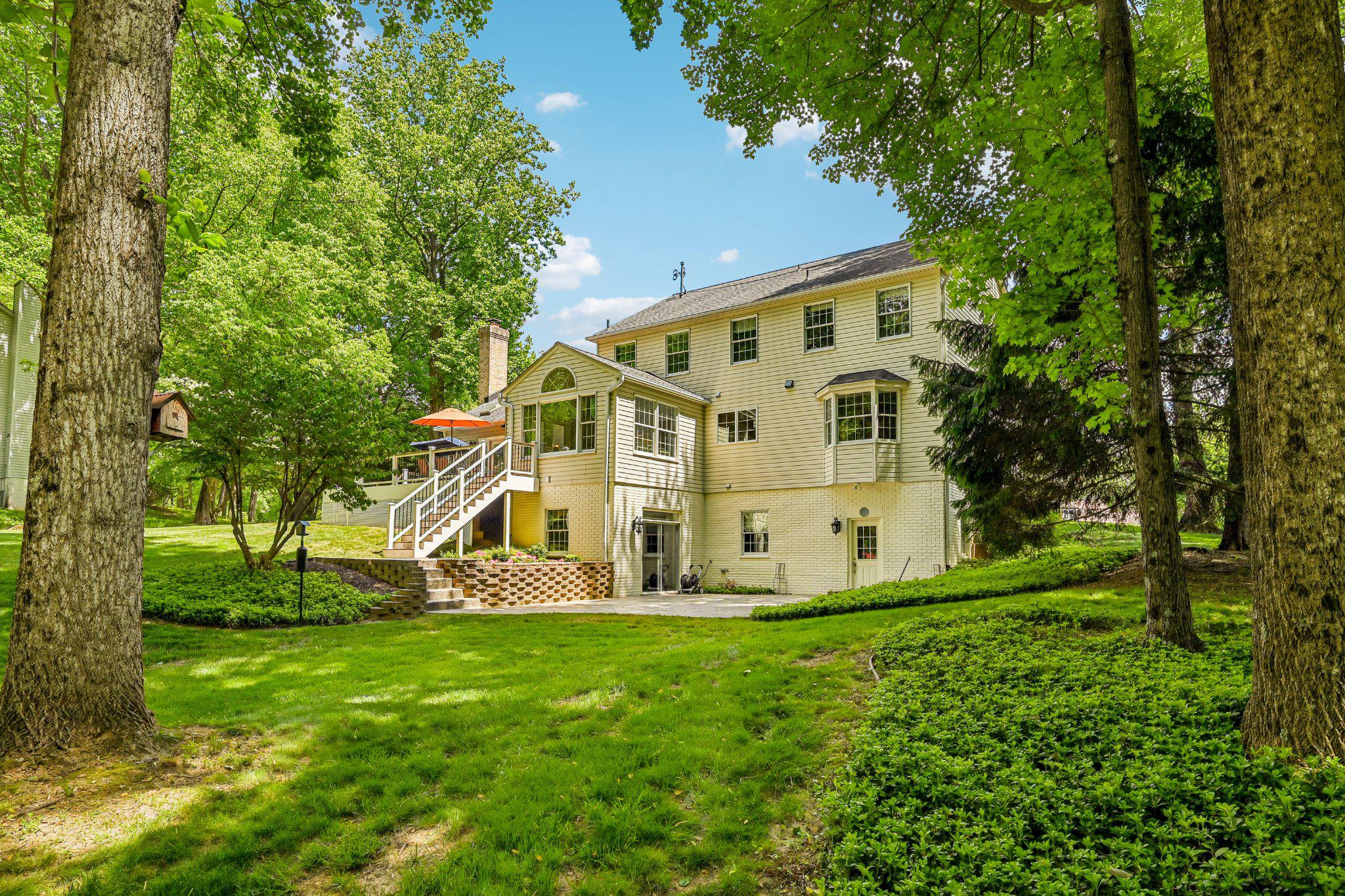 BELLE CHASE - Residential