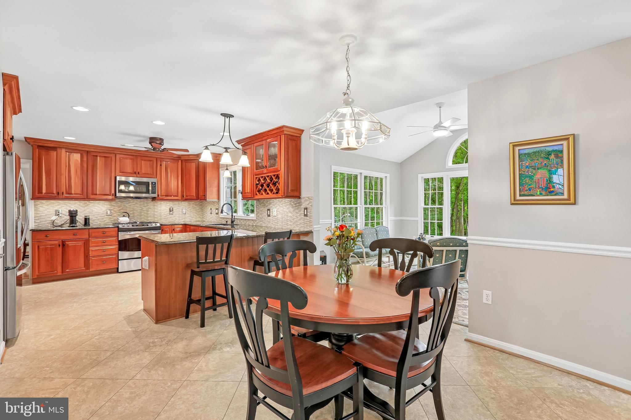 BELLE CHASE - Residential