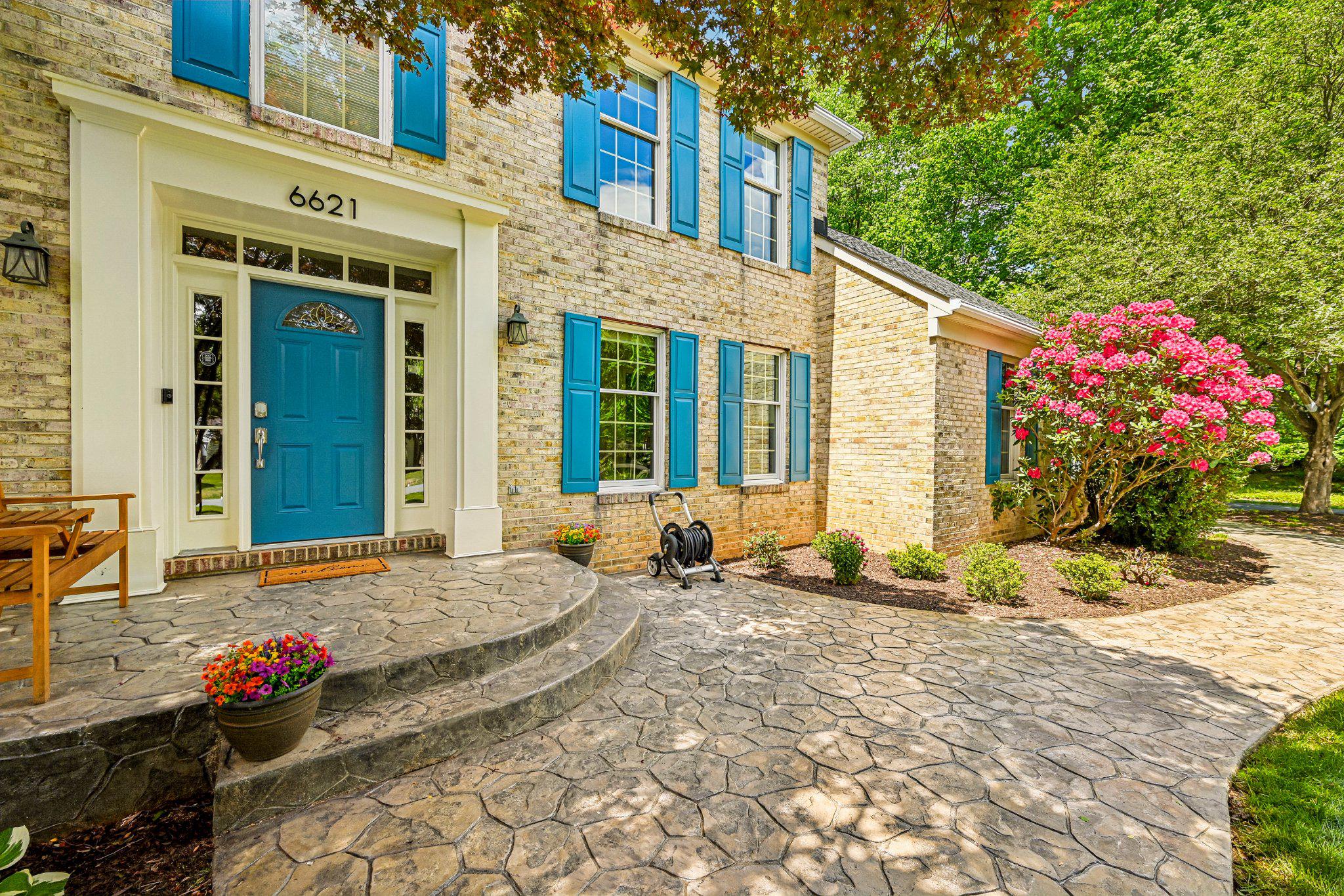 6621 BELLE CHASE COURT