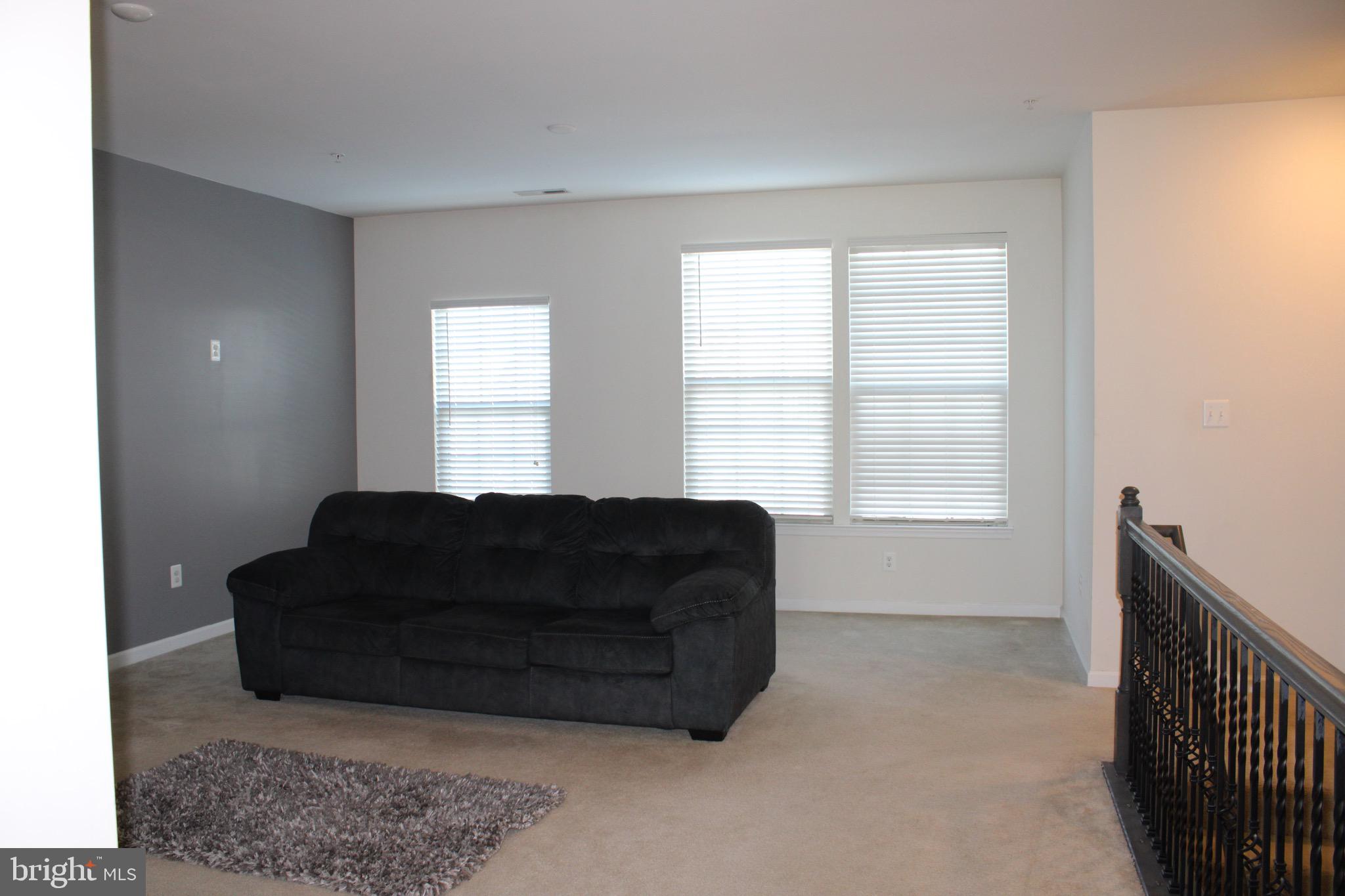 PINEY ORCHARD - Residential