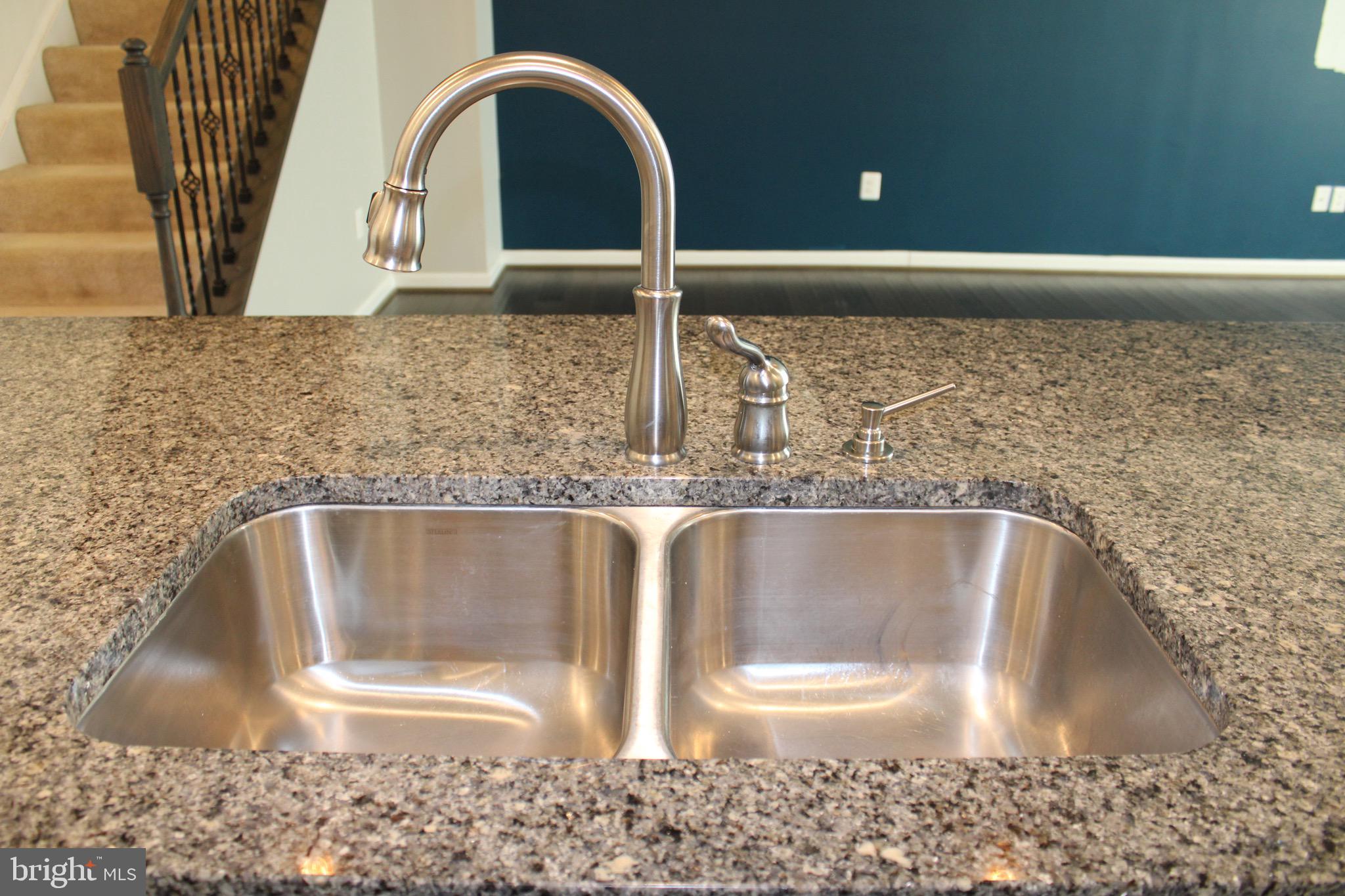 PINEY ORCHARD - Residential