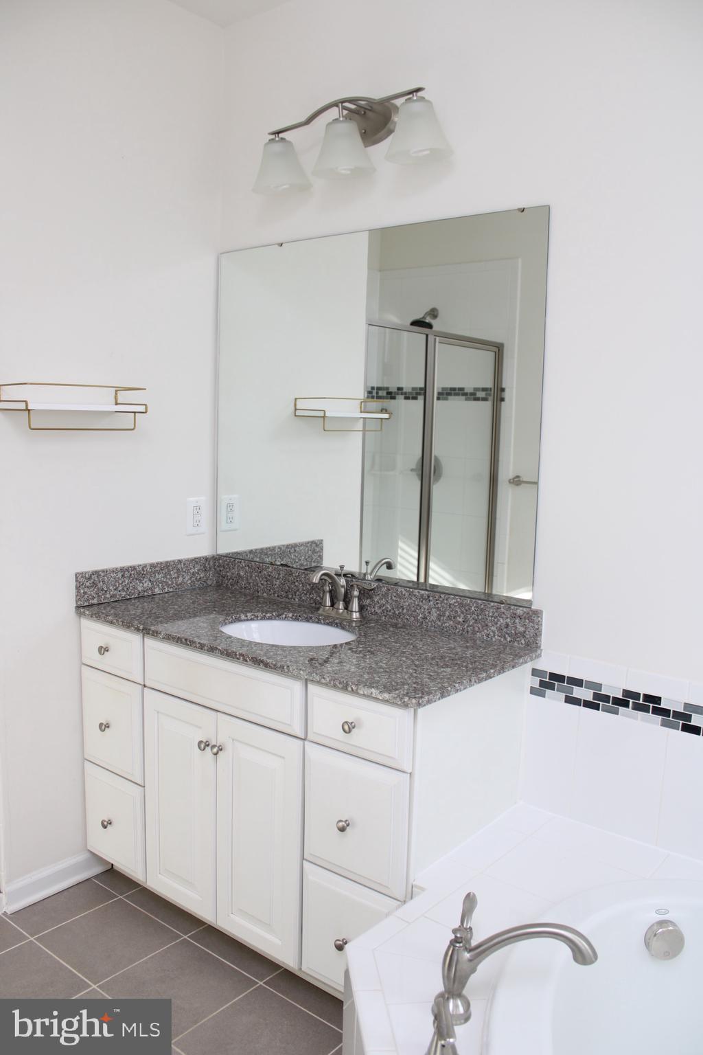 PINEY ORCHARD - Residential