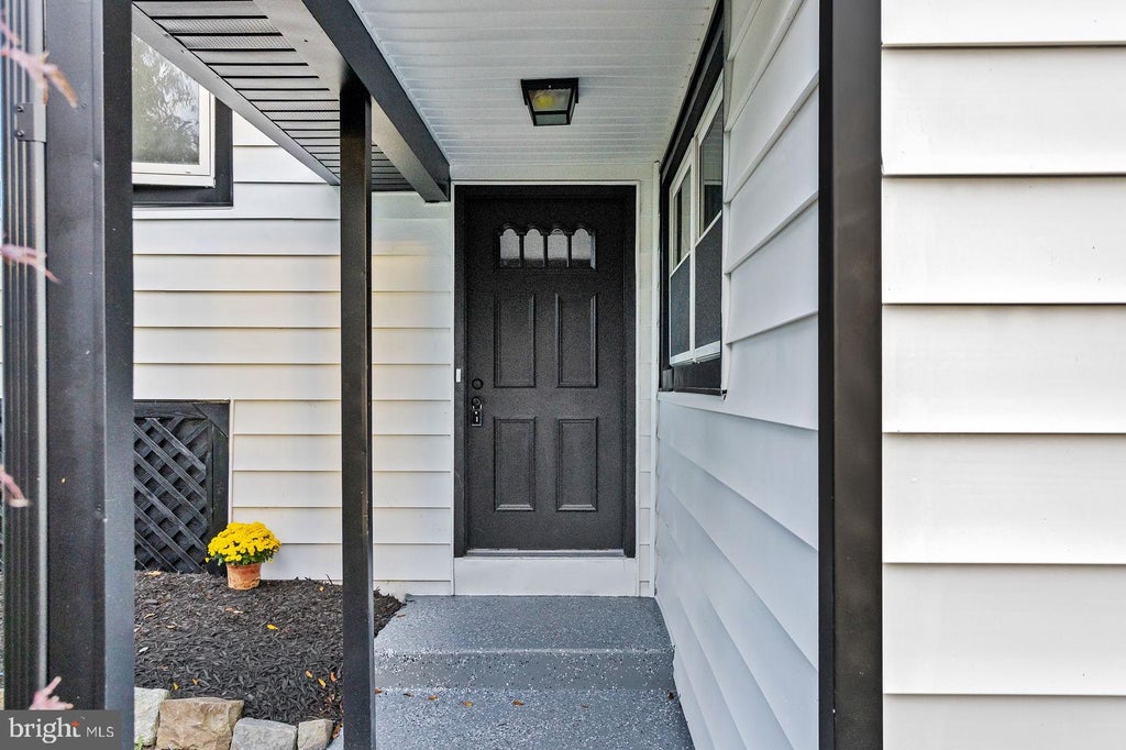 Photo of 9 Thorntown Lane, BORDENTOWN, NJ 08505 (MLS # NJBL2122932)