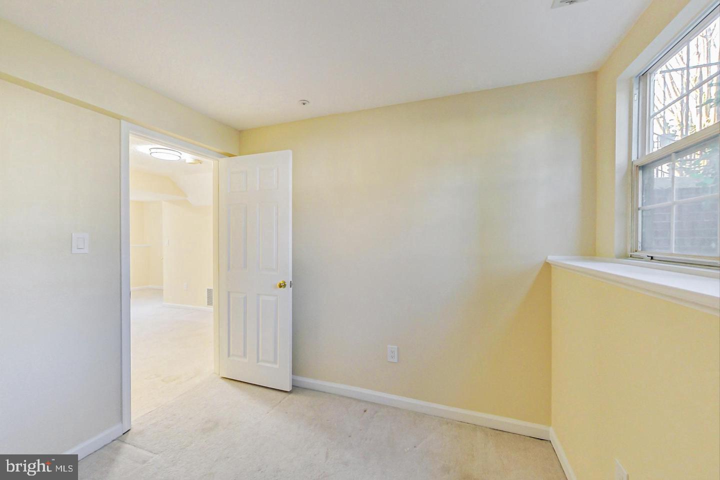 RUSSETT - Residential