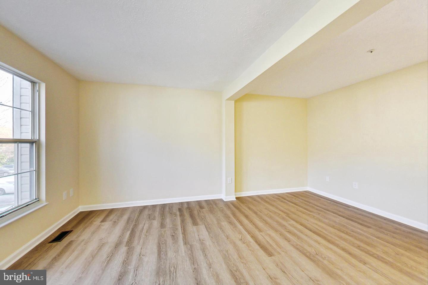 RUSSETT - Residential