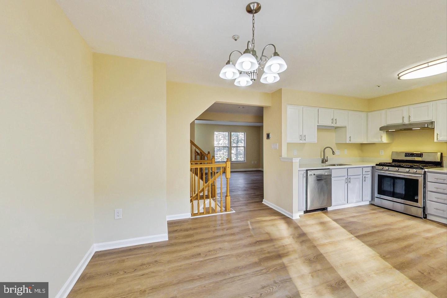 RUSSETT - Residential