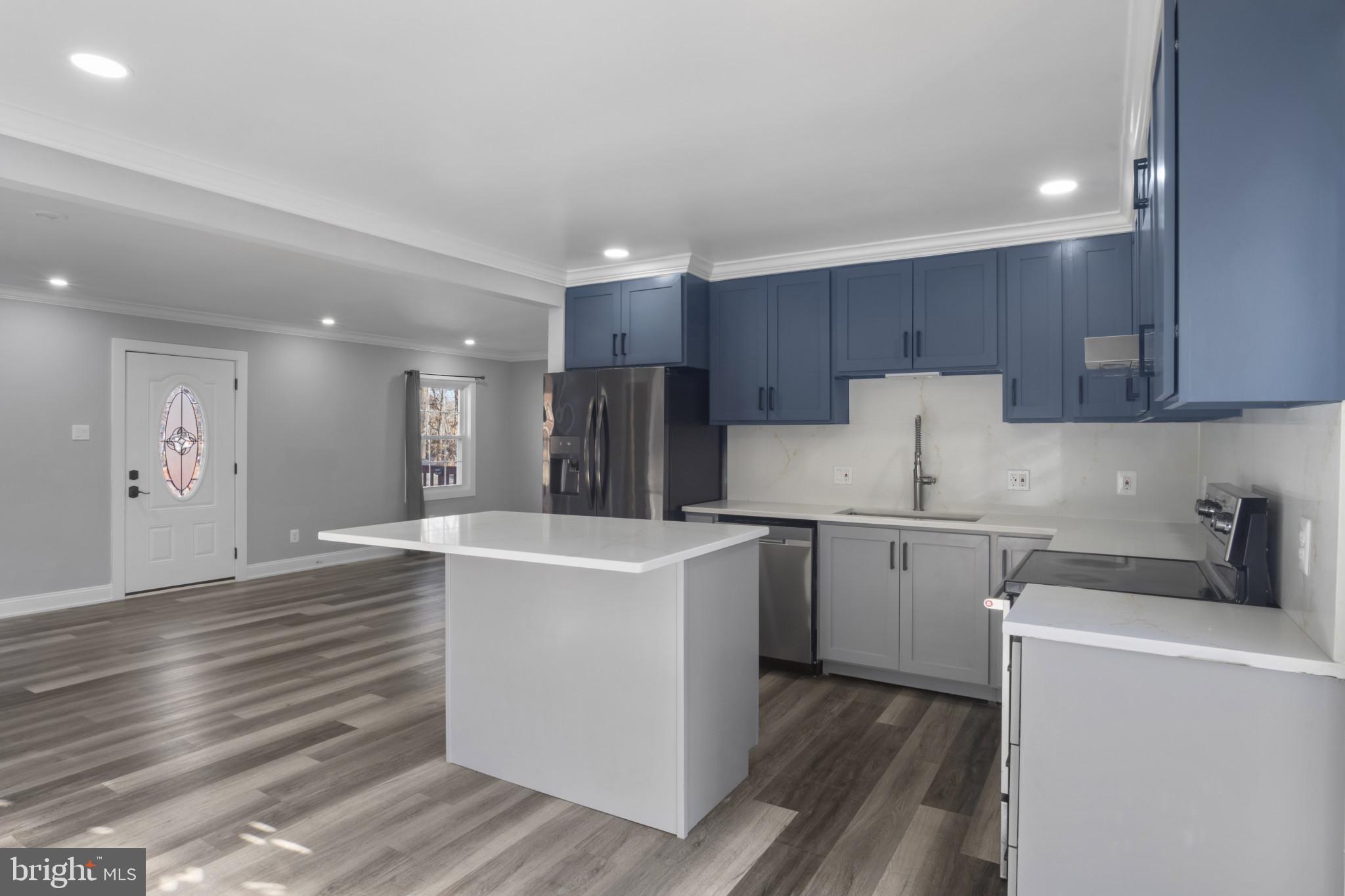 LAKE ARROWHEAD - Residential