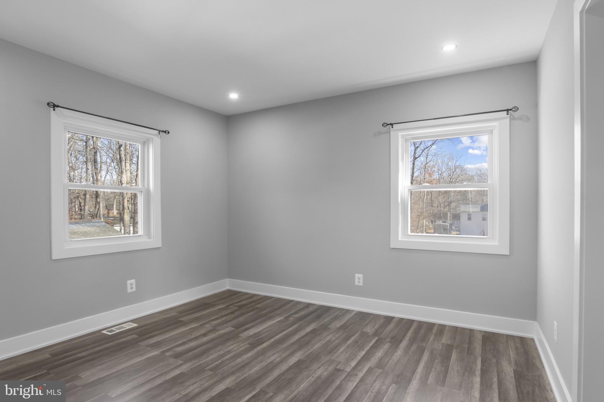 LAKE ARROWHEAD - Residential