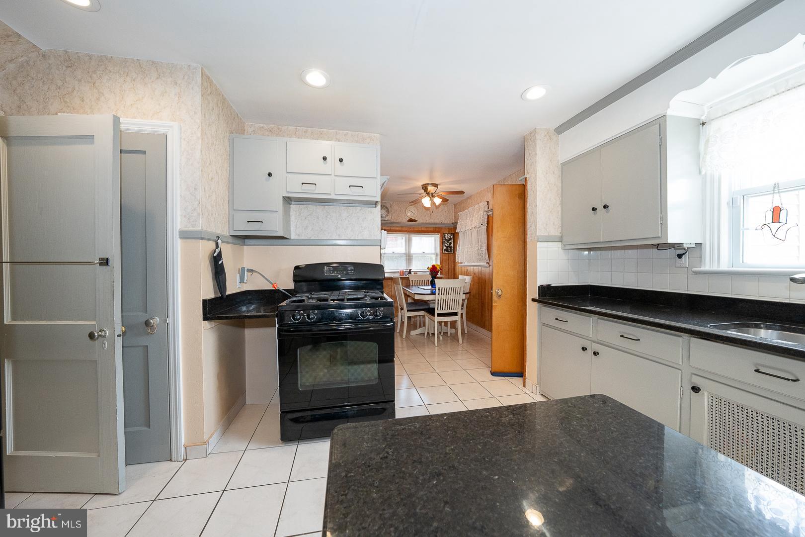 PENN WYNNE - Residential