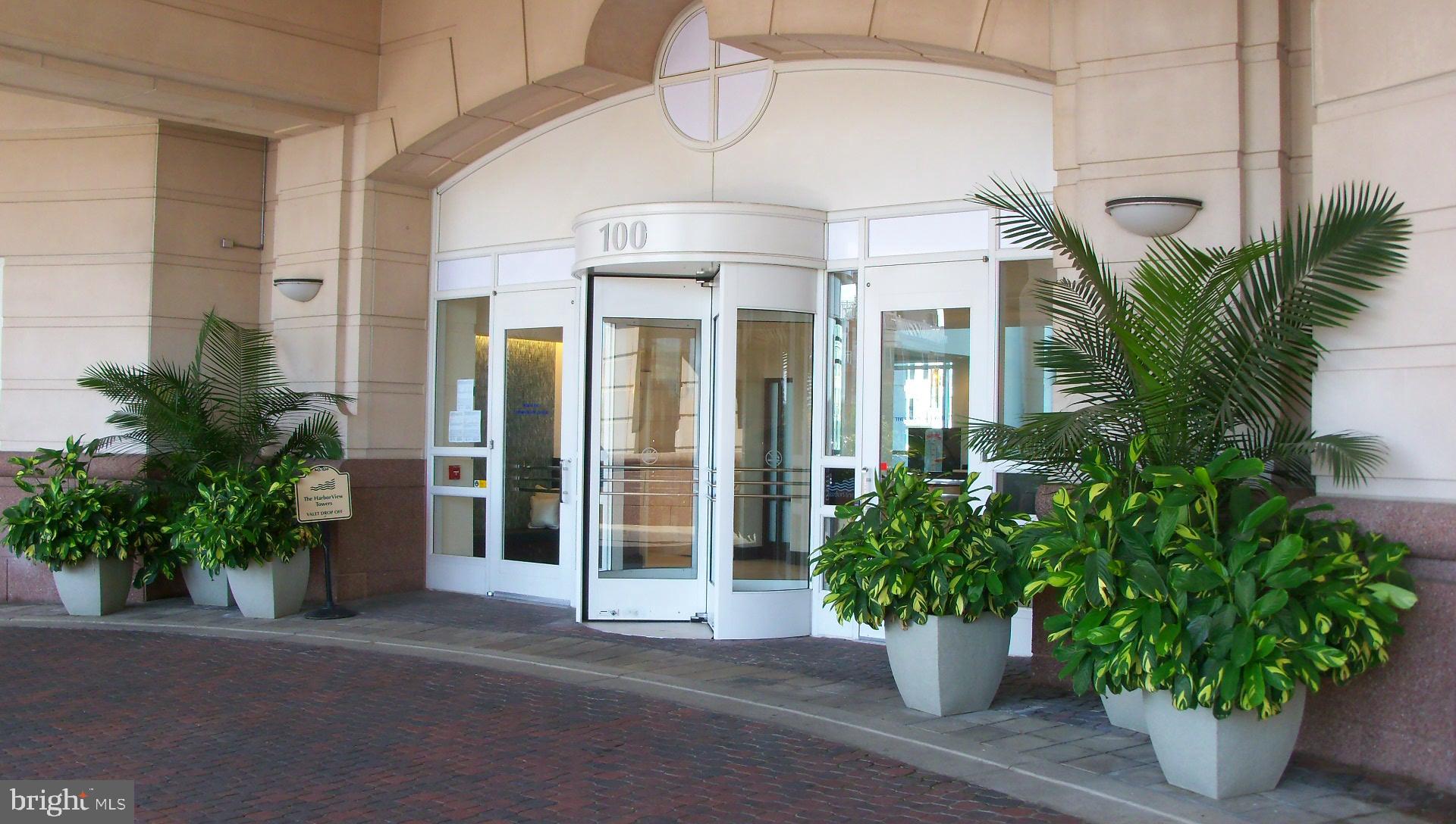 100 HARBORVIEW DRIVE 513