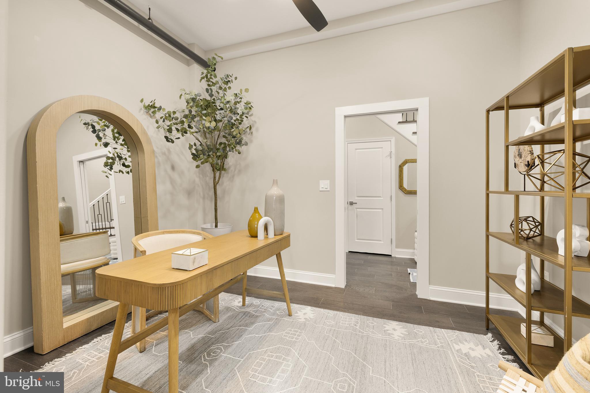 OLD TOWN ALEXANDRIA - Residential