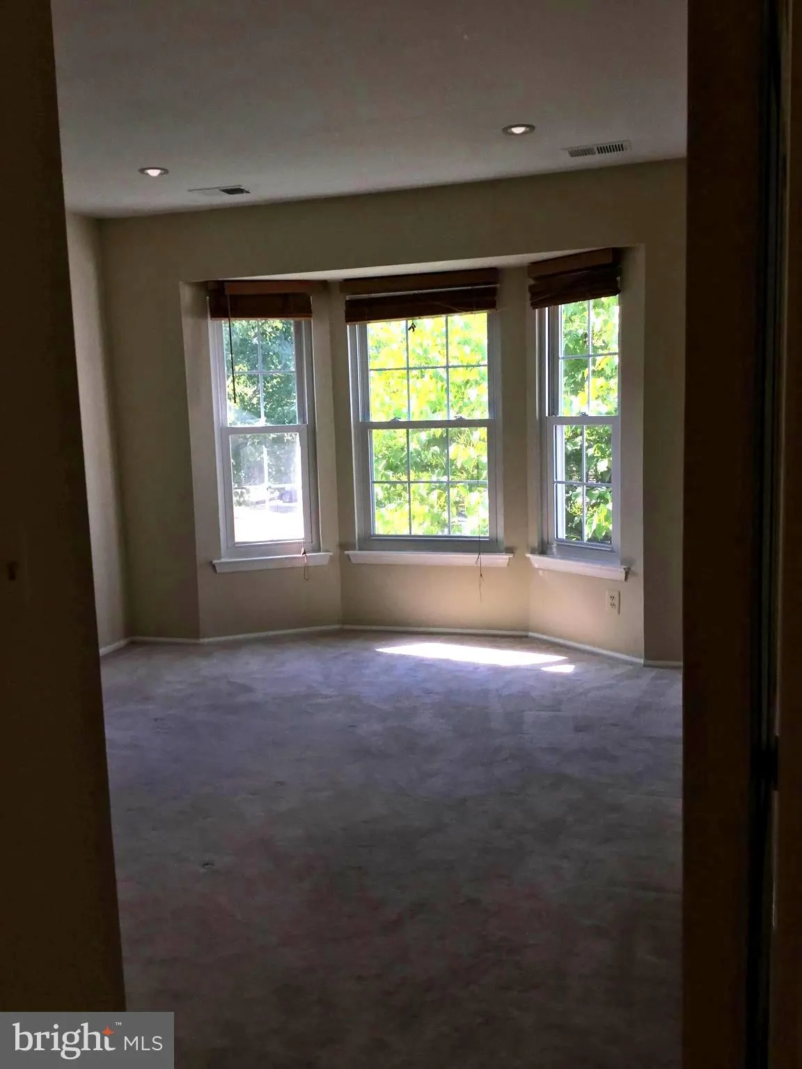 Monmouth Junction, New Jersey 08852, United States, 2 Bedrooms Bedrooms, ,2 BathroomsBathrooms,Residential,Active,205464