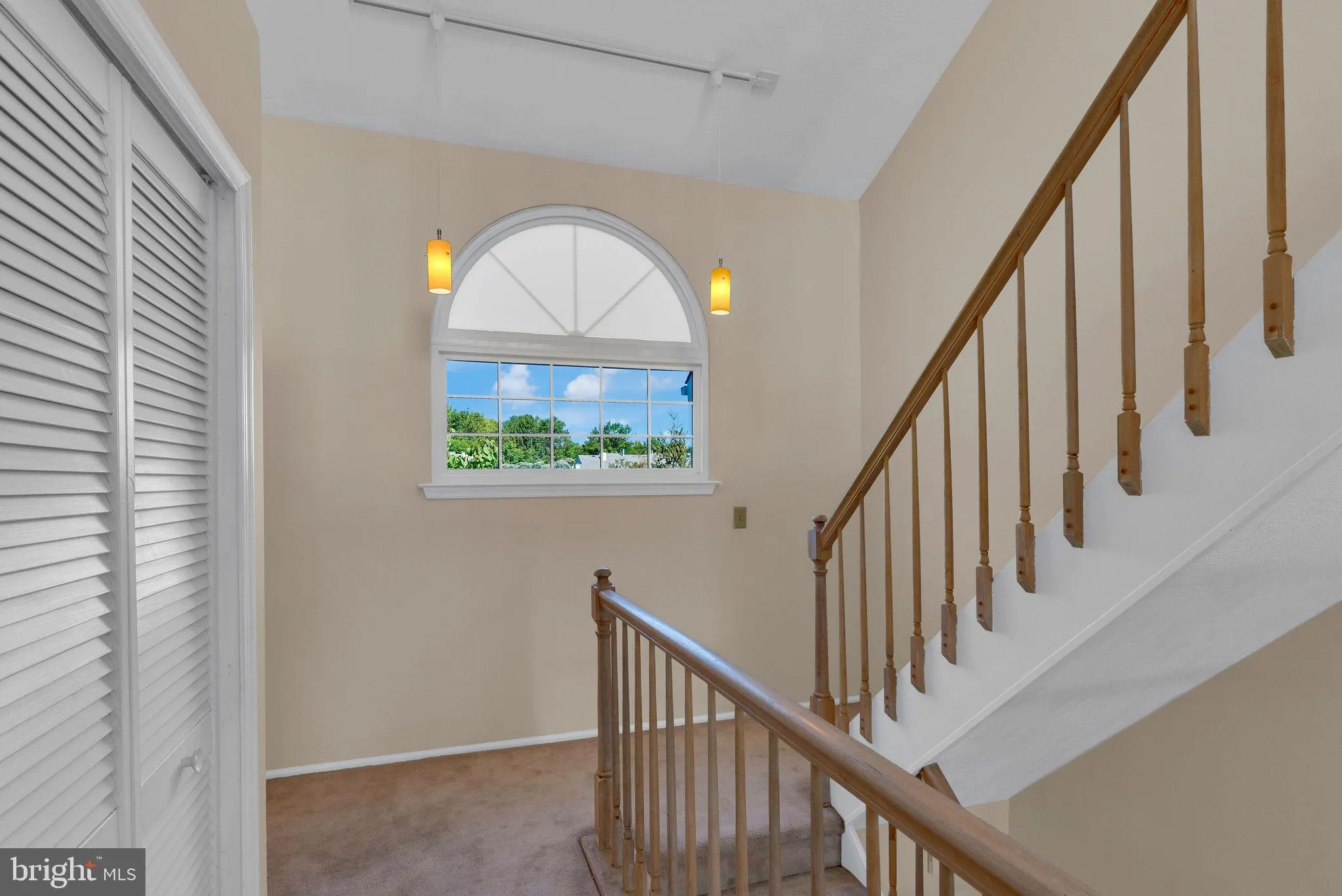 Monmouth Junction, New Jersey 08852, United States, 2 Bedrooms Bedrooms, ,2 BathroomsBathrooms,Residential,Active,205464