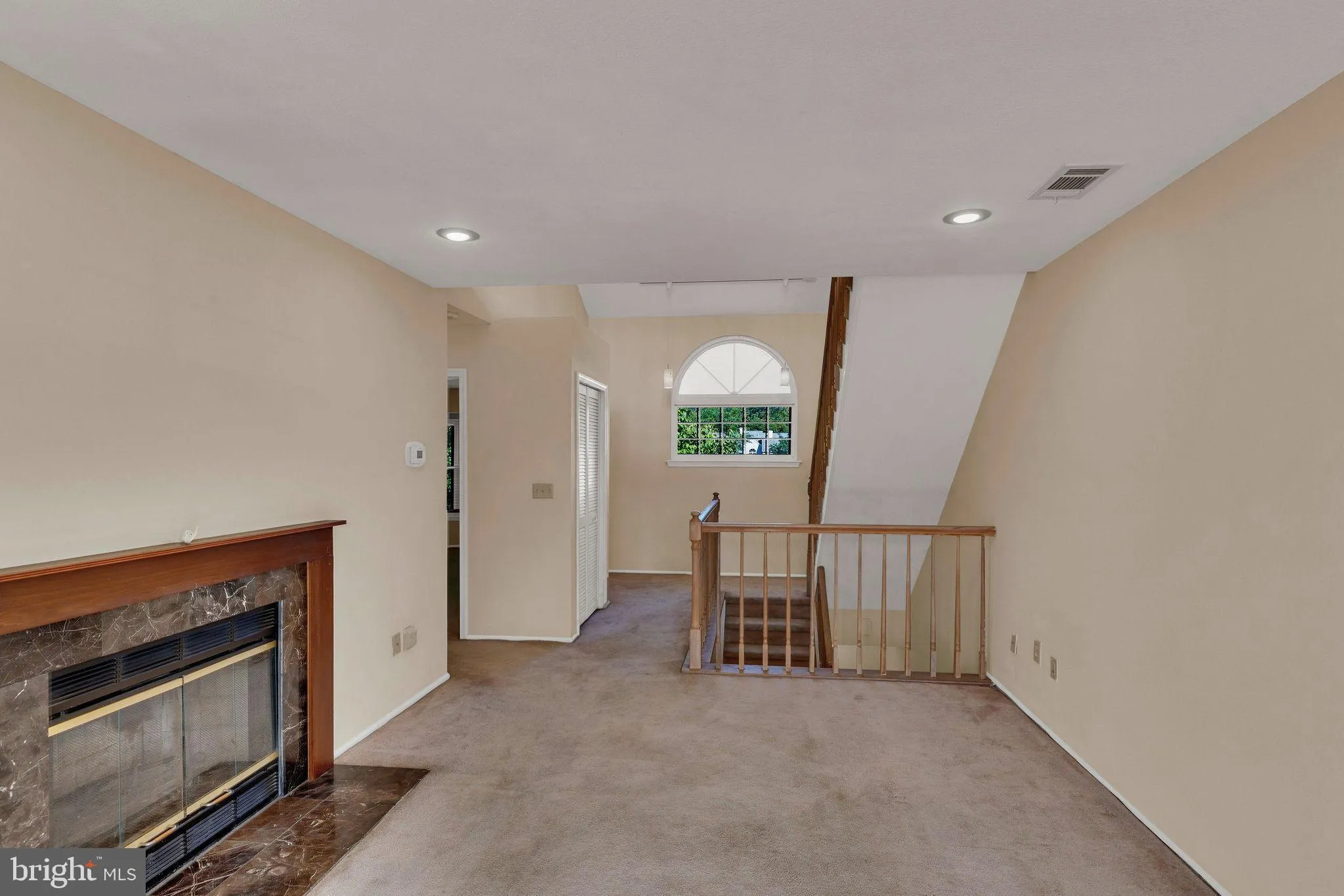 Monmouth Junction, New Jersey 08852, United States, 2 Bedrooms Bedrooms, ,2 BathroomsBathrooms,Residential,Active,205464