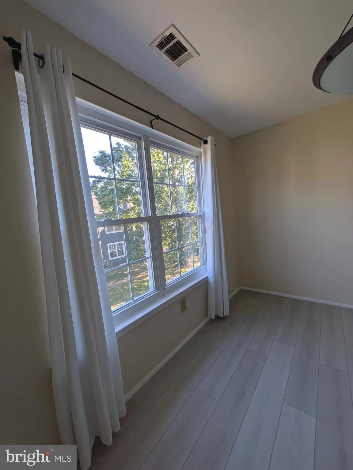 Monmouth Junction, New Jersey 08852, United States, 2 Bedrooms Bedrooms, ,2 BathroomsBathrooms,Residential,Active,205464