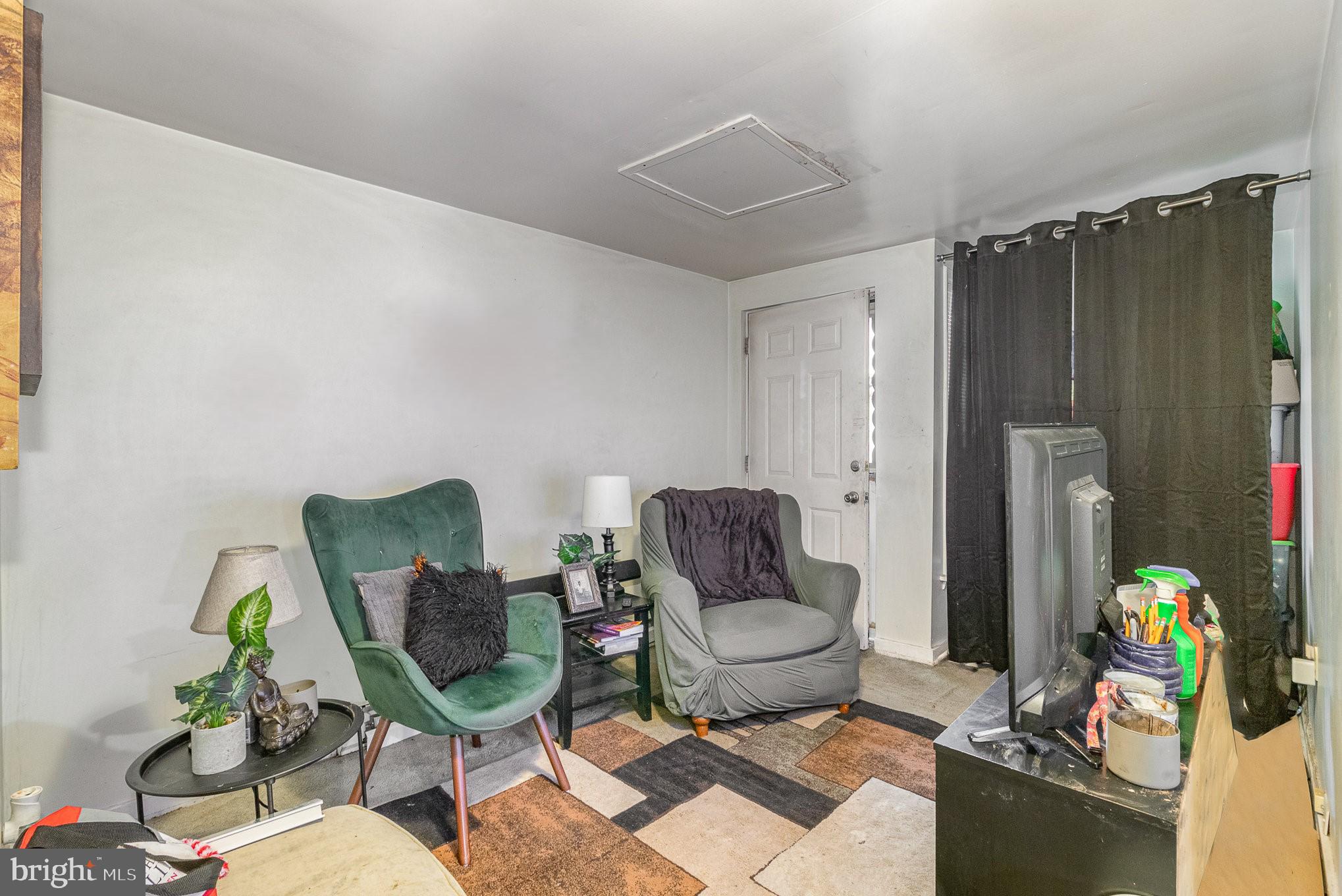 28 N 4TH STREET