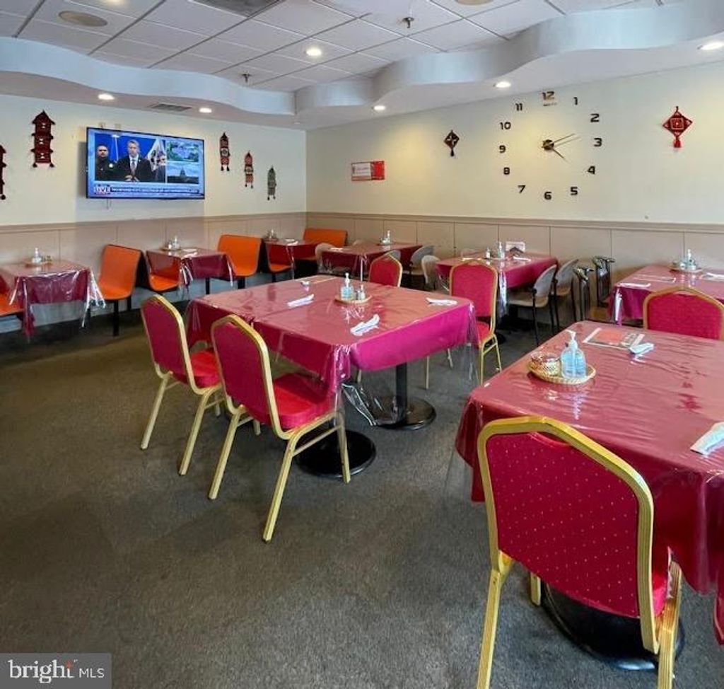 Photo of 798 New Holland Avenue #F, LANCASTER, PA 17602 (MLS # PALA2085014)