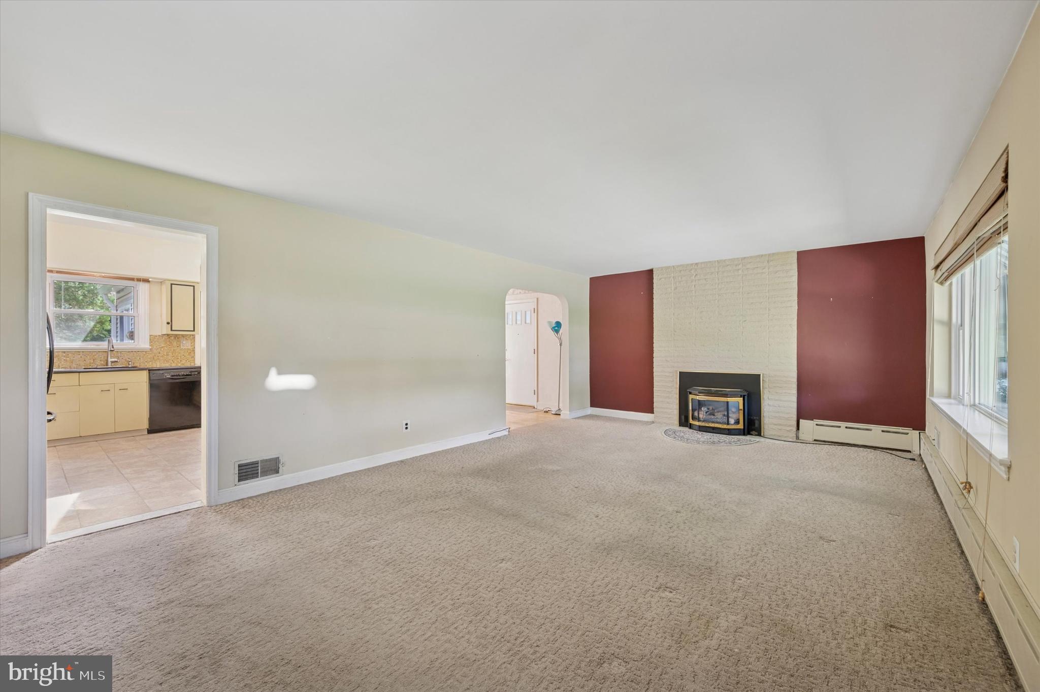 1007 JAMESTOWN ROAD