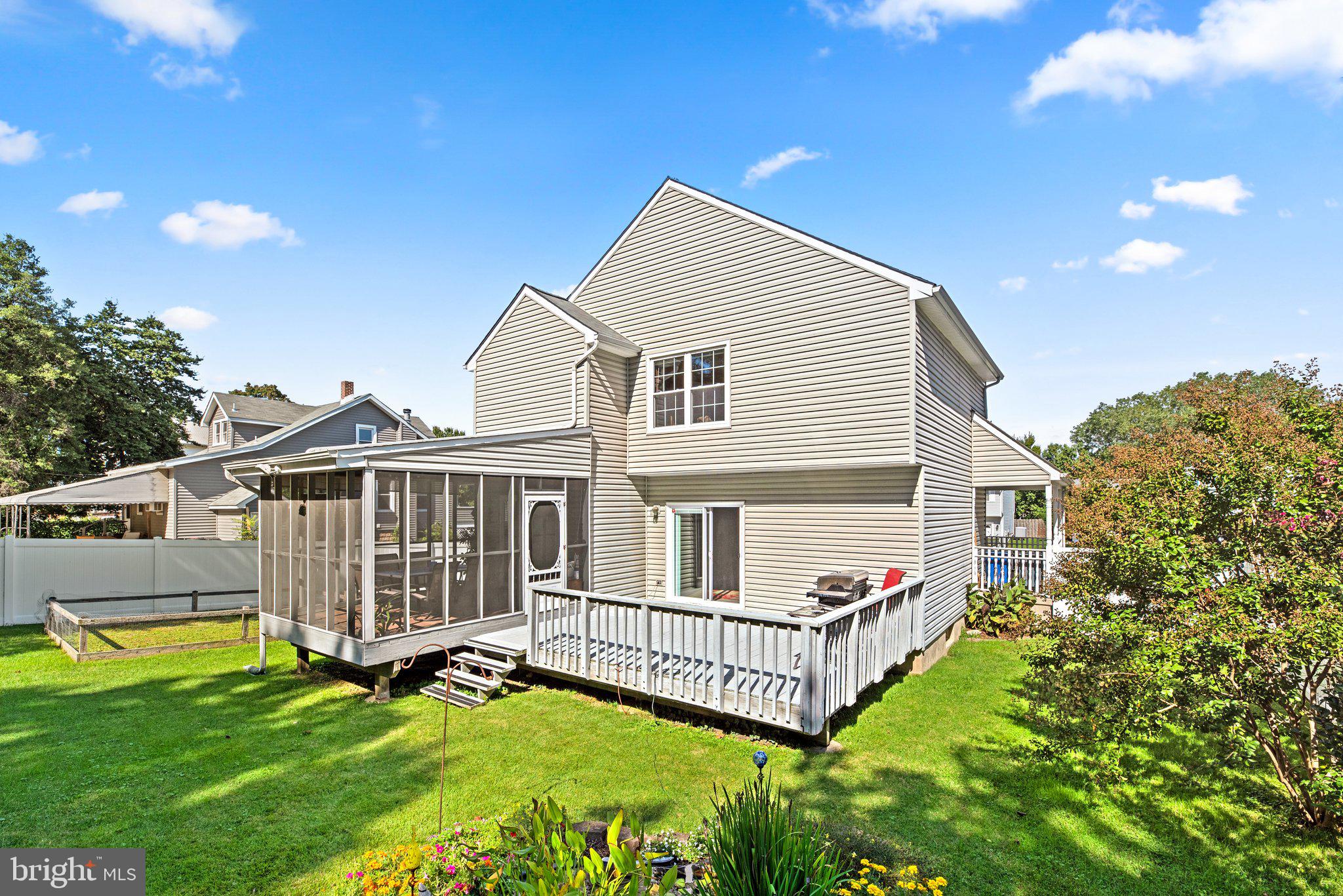 WHITTEMORE PARK - Residential