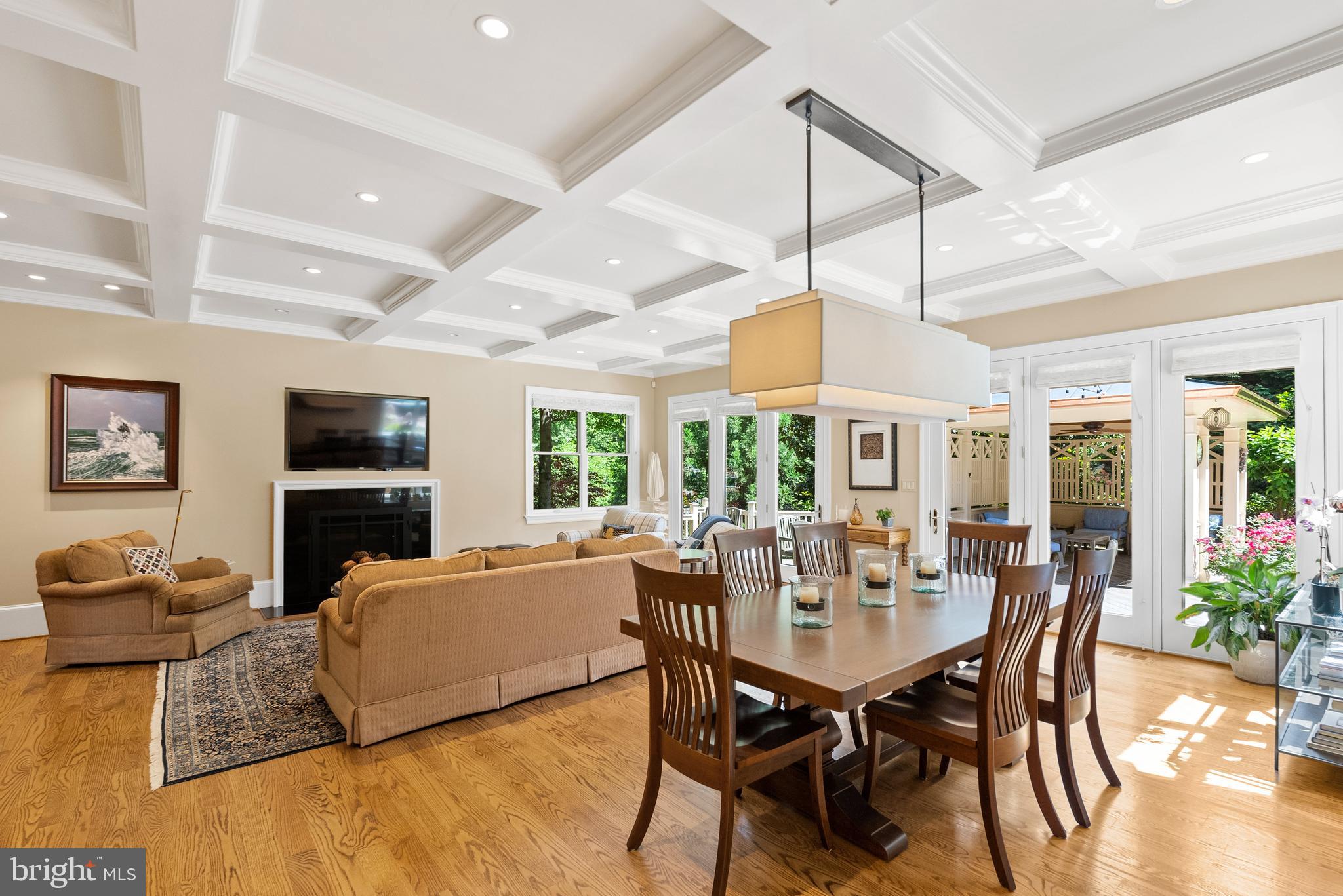 6707 LUPINE LANE