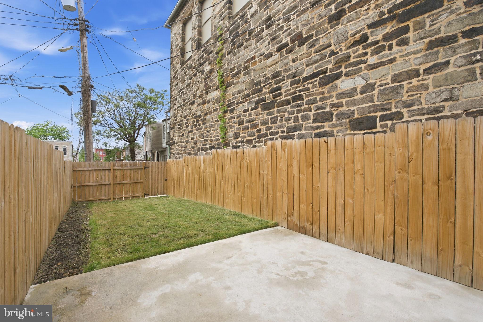 SANDTOWN-WINCHESTER - Residential