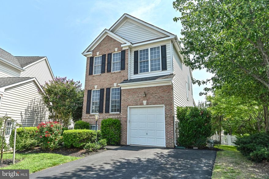 Beautiful Brick Front Model by Beazer. This Home is Located in The Highly Desirable Piedmont Community. This home is move in ready ,well maintained and updated by the original owner. Enjoy 4 spacious Bedrooms and 3.5 Baths on 3 Finished levels. Open floorplan with tons of natural light pouring in. This floor plan boasts seamless rooms for hosting. Kitchen with updated SS appliances ,Double sink with double windows for outside views. Backsplash gives the kitchen an extra spark. New plank flooring 2023. Cabinets boast under cabinet lighting.  Added sunroom has 10 windows and arch windows, built in shelving,2 fans, skylights and vaulted ceiling adding to this homes Sunroom leads to landing and stairs for backyard.  Bonus room that serves as storage room currently unfinished with 2 windows can be turned into a bedroom . Basement is spacious and highlights a corner gas fireplace with mantel. Spacious fully finished basement with a Full Bath.  Premiere Prince William County Schooling District. ENJOY THE PIEDMONT COMMUNITY AMENITIES WITH MILES OF WALKING TRAILS, LAKE, POND, POOLS, TENNIS COURT, AND GOLF COURSE (MEMBERSHIP AVAILABLE) COMMON PARKING AND MUCH MORE. Walking distance to Build Run Middle School, and minutes to new hospital and shopping Center, close to restaurants, airport, VRE, and major commuter routes.