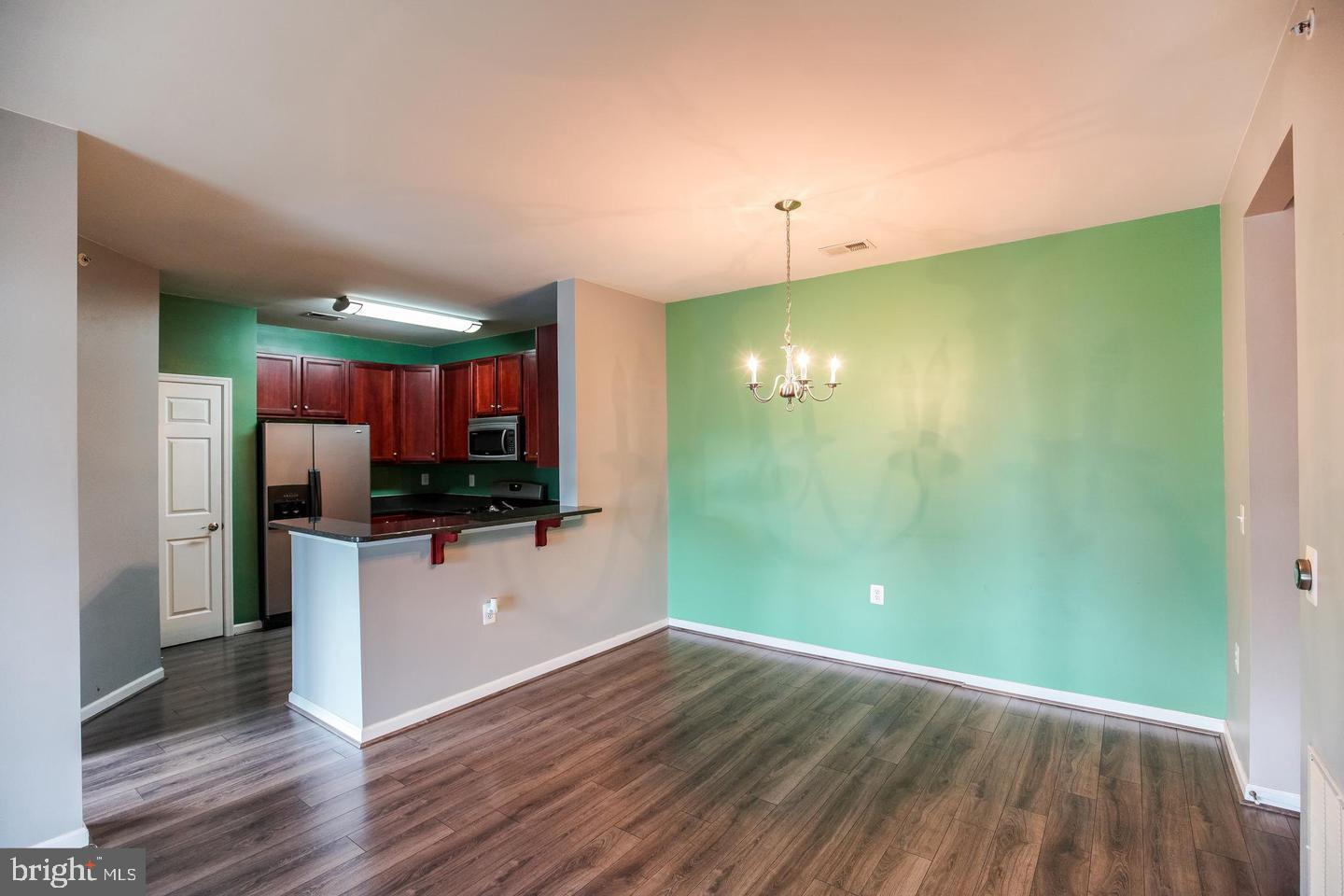 1341 KAREN BOULEVARD 404