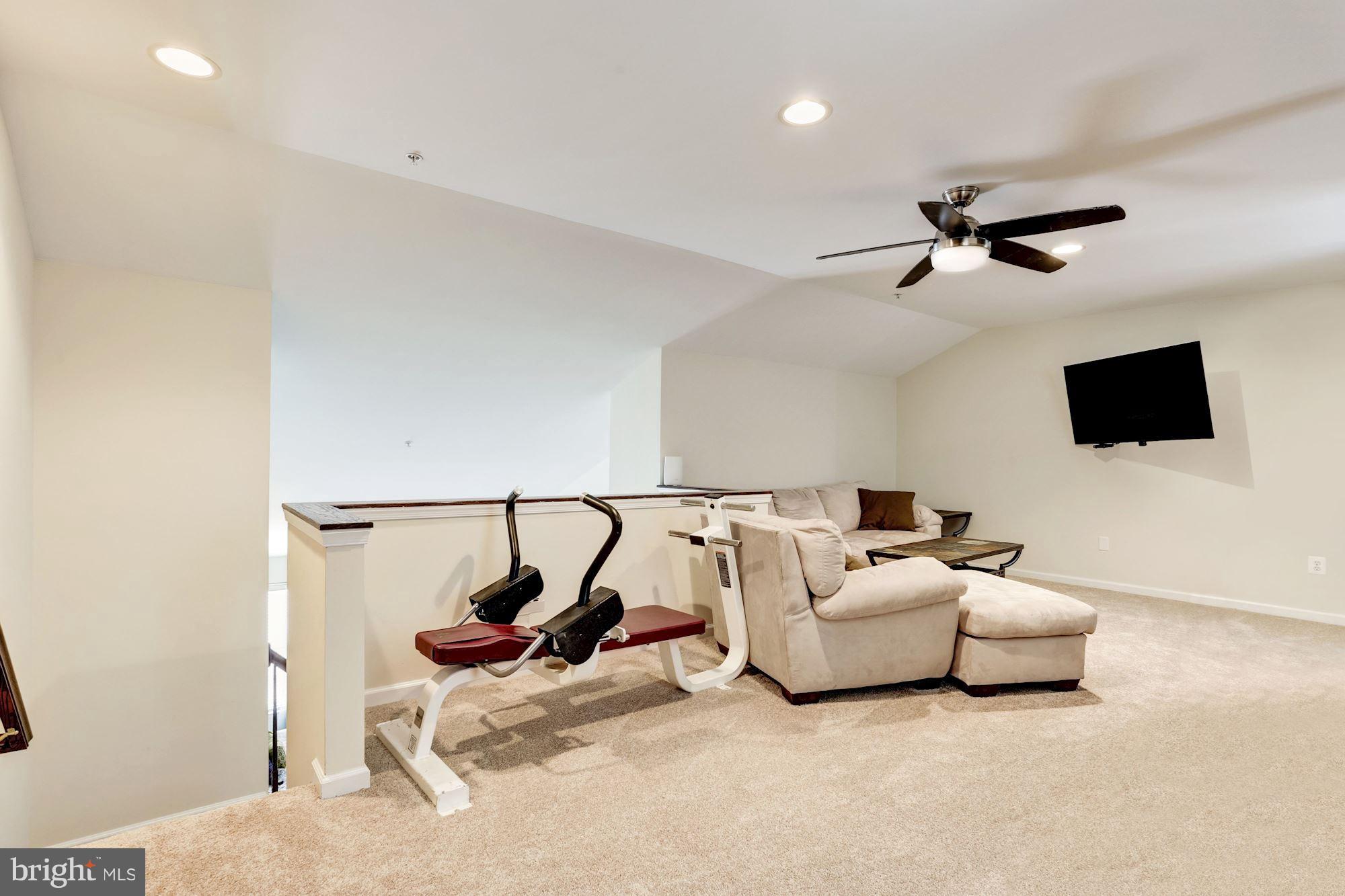 WORMANS MILL - Residential