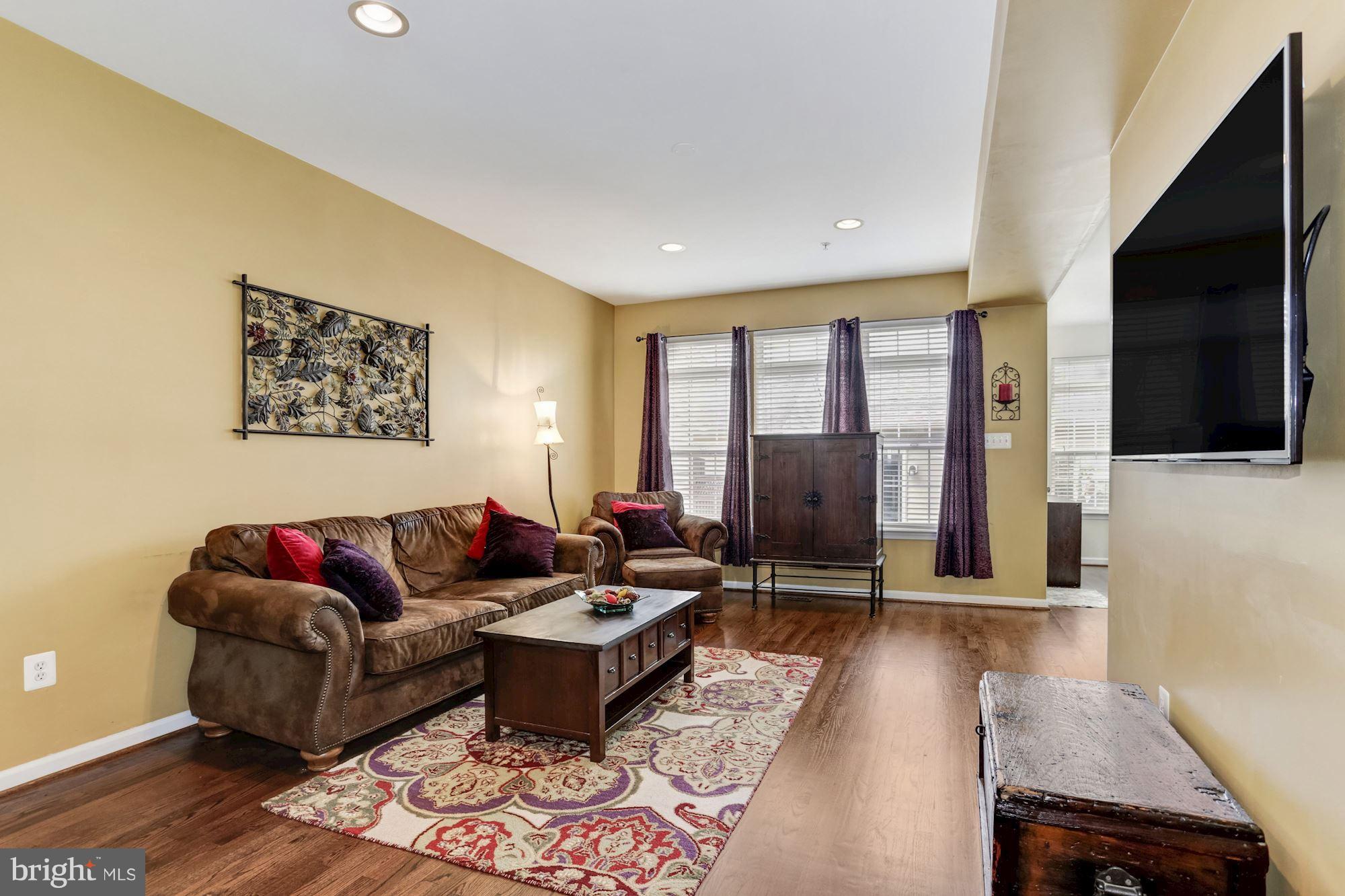 WORMANS MILL - Residential