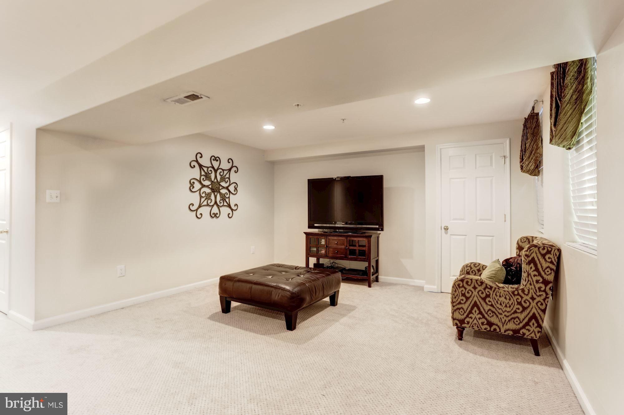 WORMANS MILL - Residential