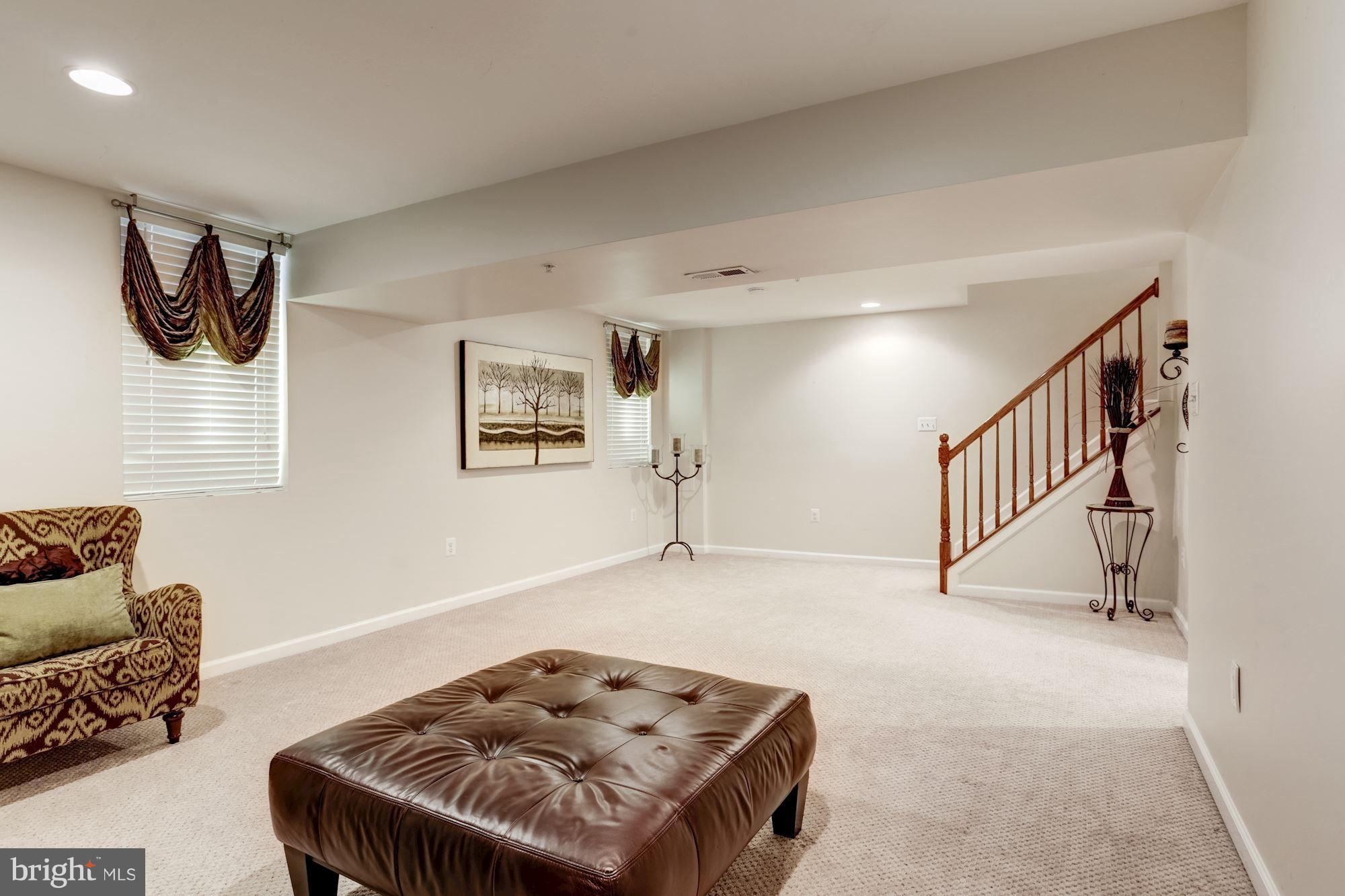 WORMANS MILL - Residential