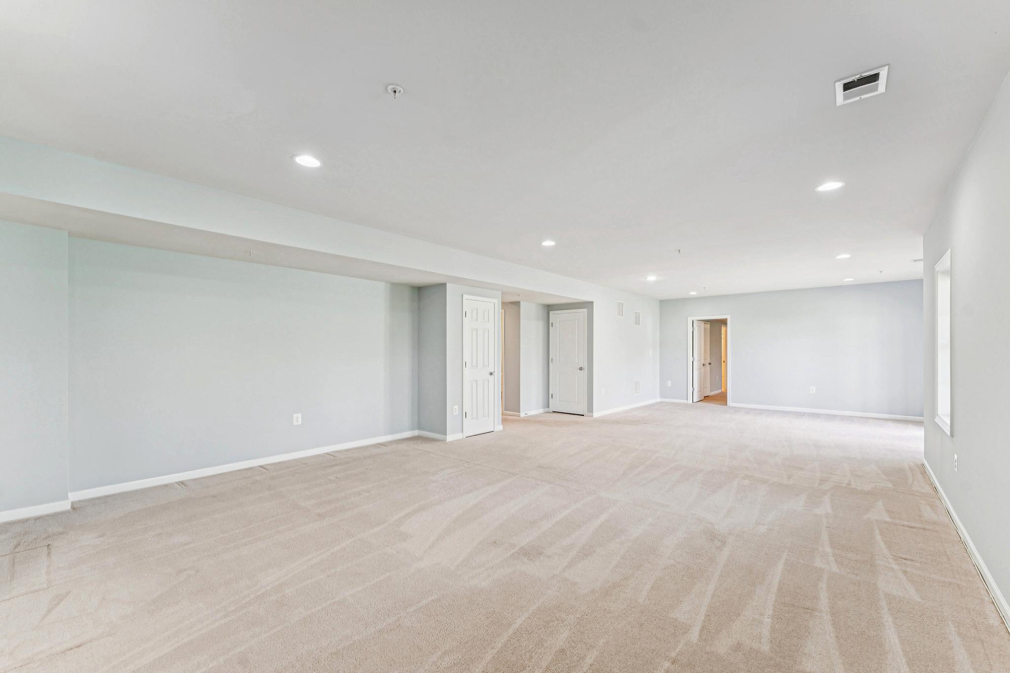 POPLAR RUN - Residential