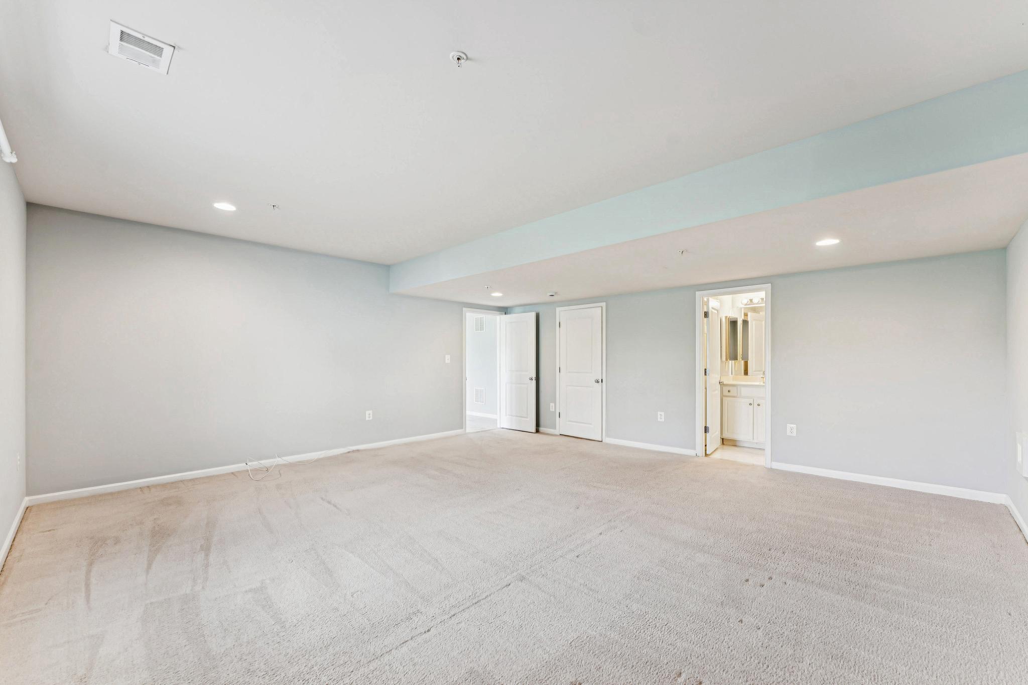 POPLAR RUN - Residential
