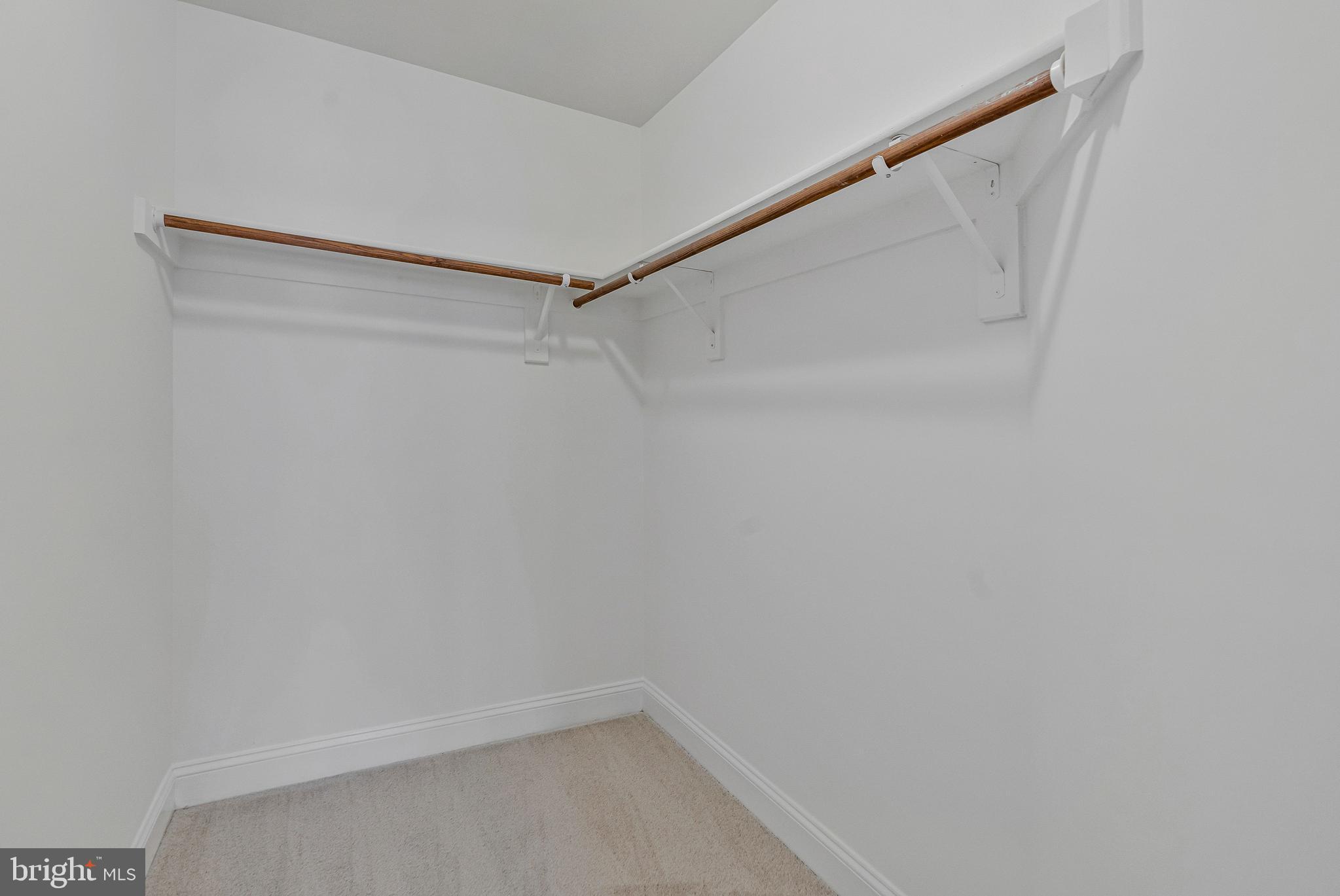 RIDINGS AT VIRGINIA RUN - Residential