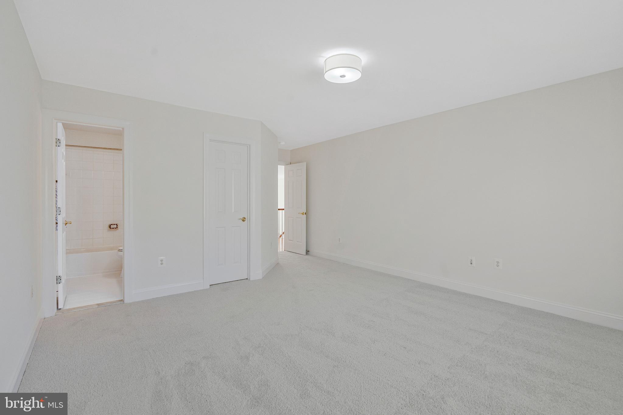 RIDINGS AT VIRGINIA RUN - Residential