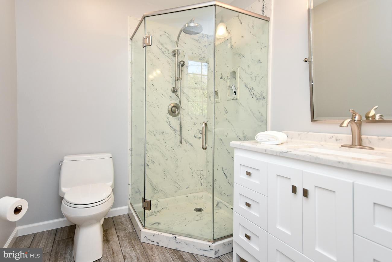 WINCHESTER ESTATES - Residential