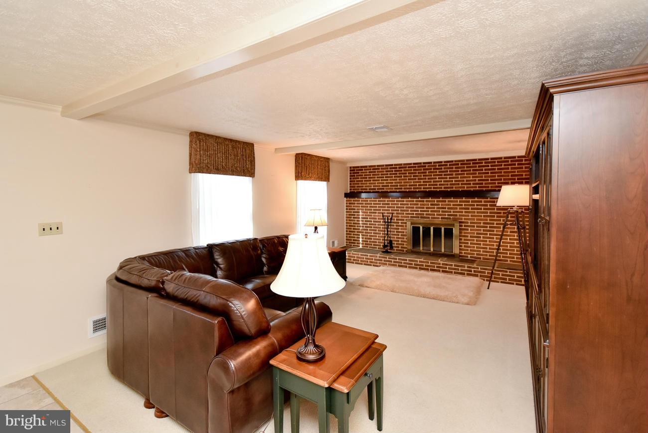 WINCHESTER ESTATES - Residential