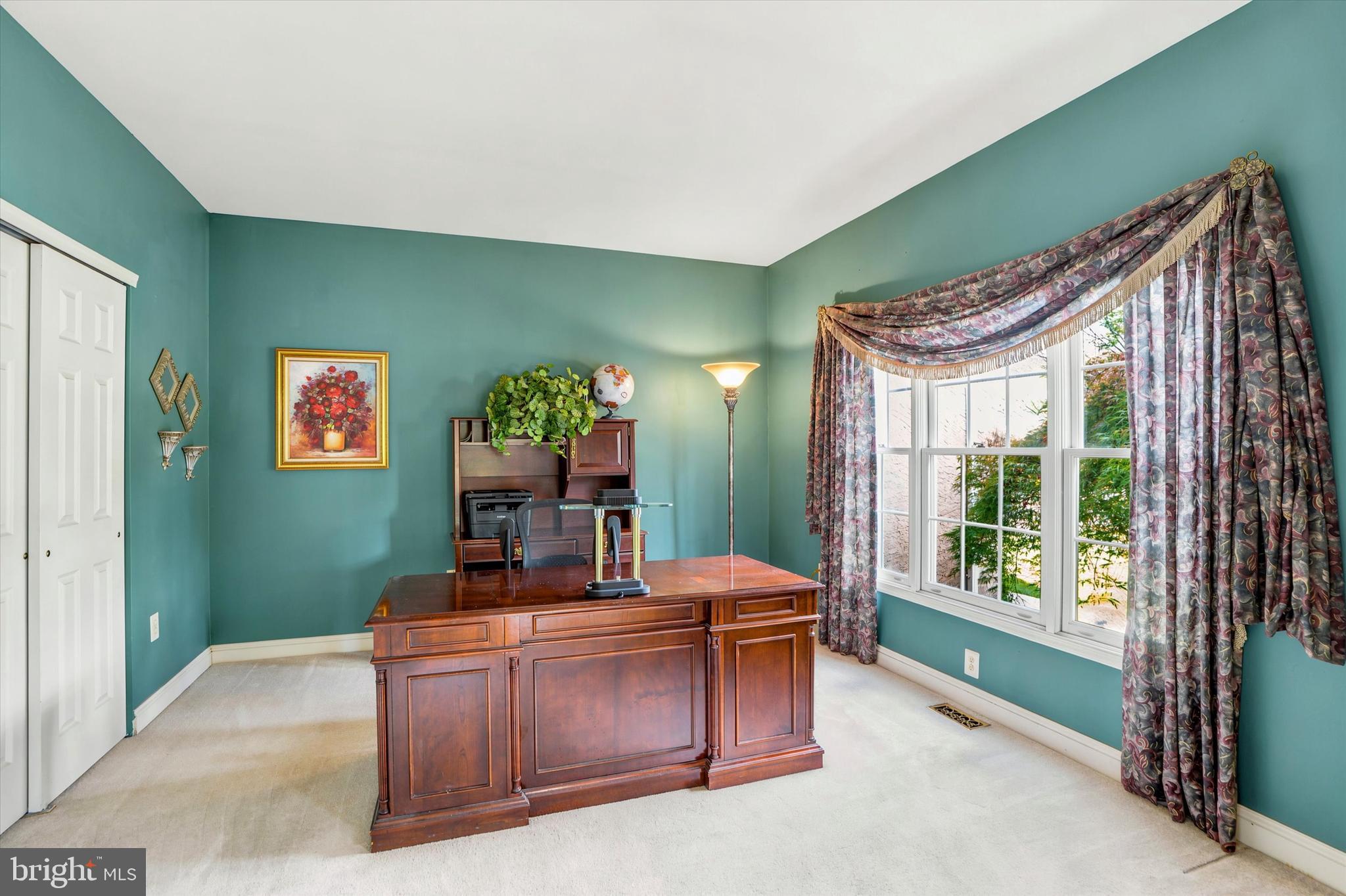 HORSHAM CHASE - Residential